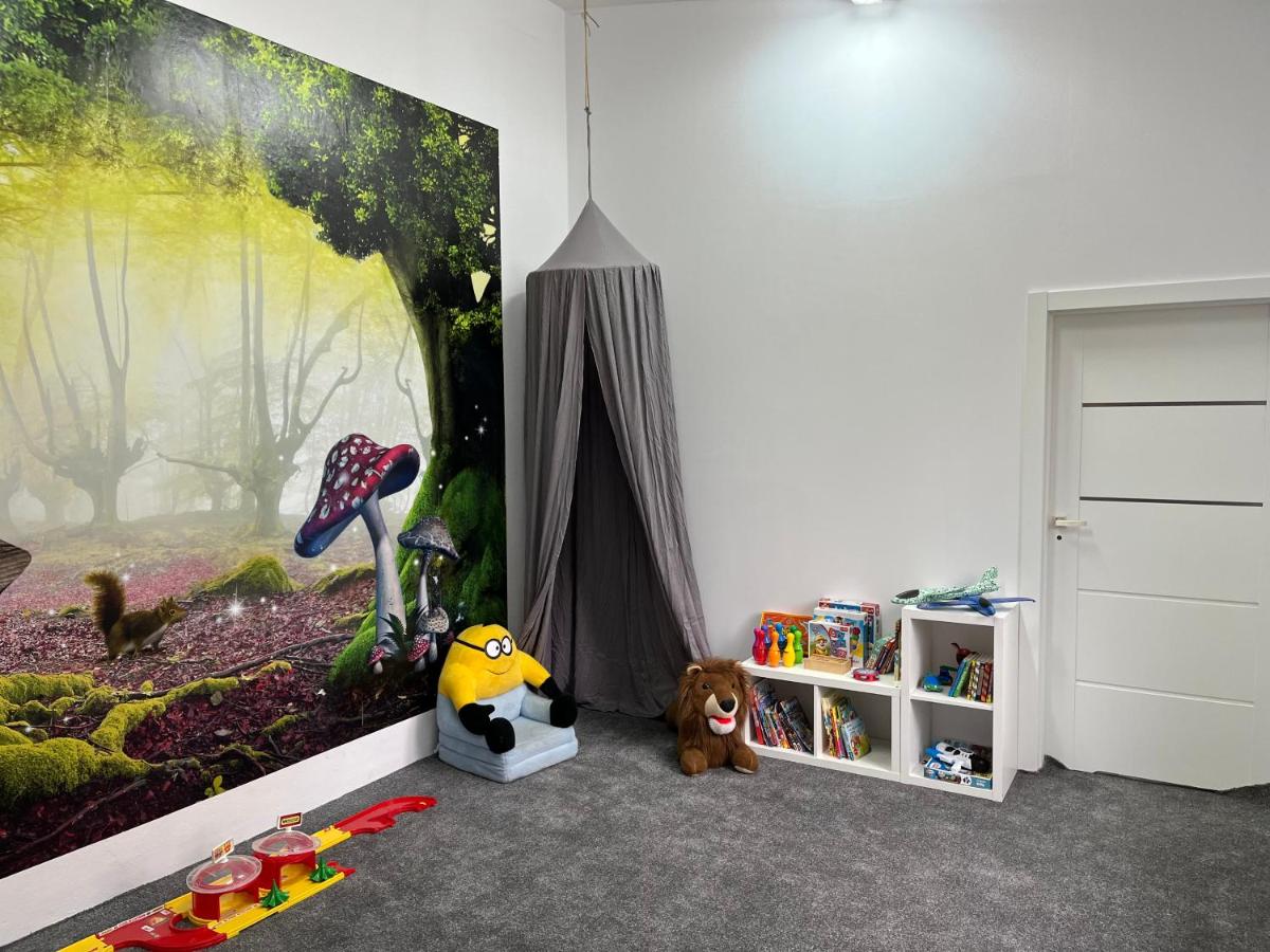 children's play area
