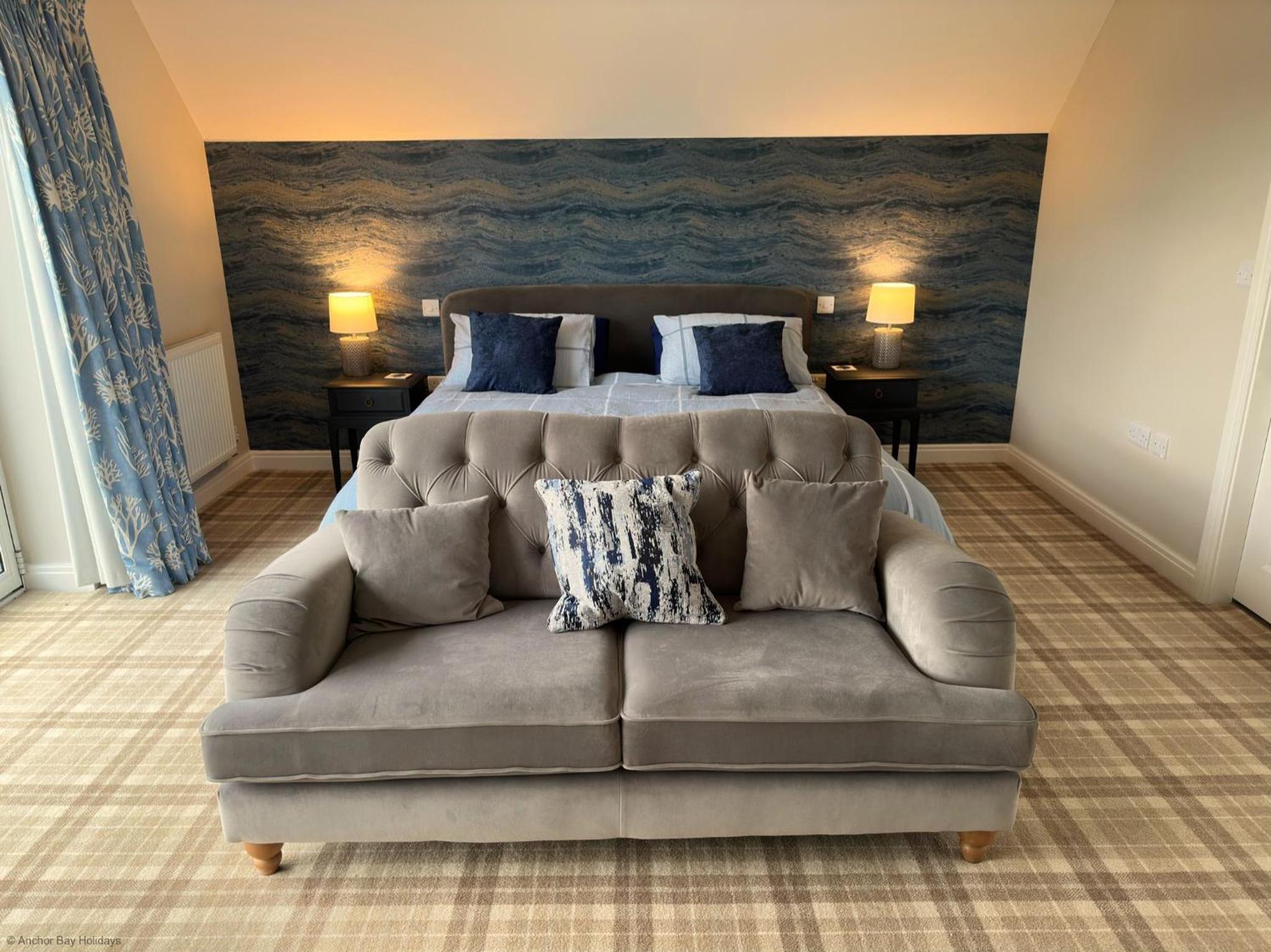 Ocean Retreat - Part of the The Bay Filey Holiday Village with pool, gym and direct beach access, pub, restaurant, tennis and meadows walks
