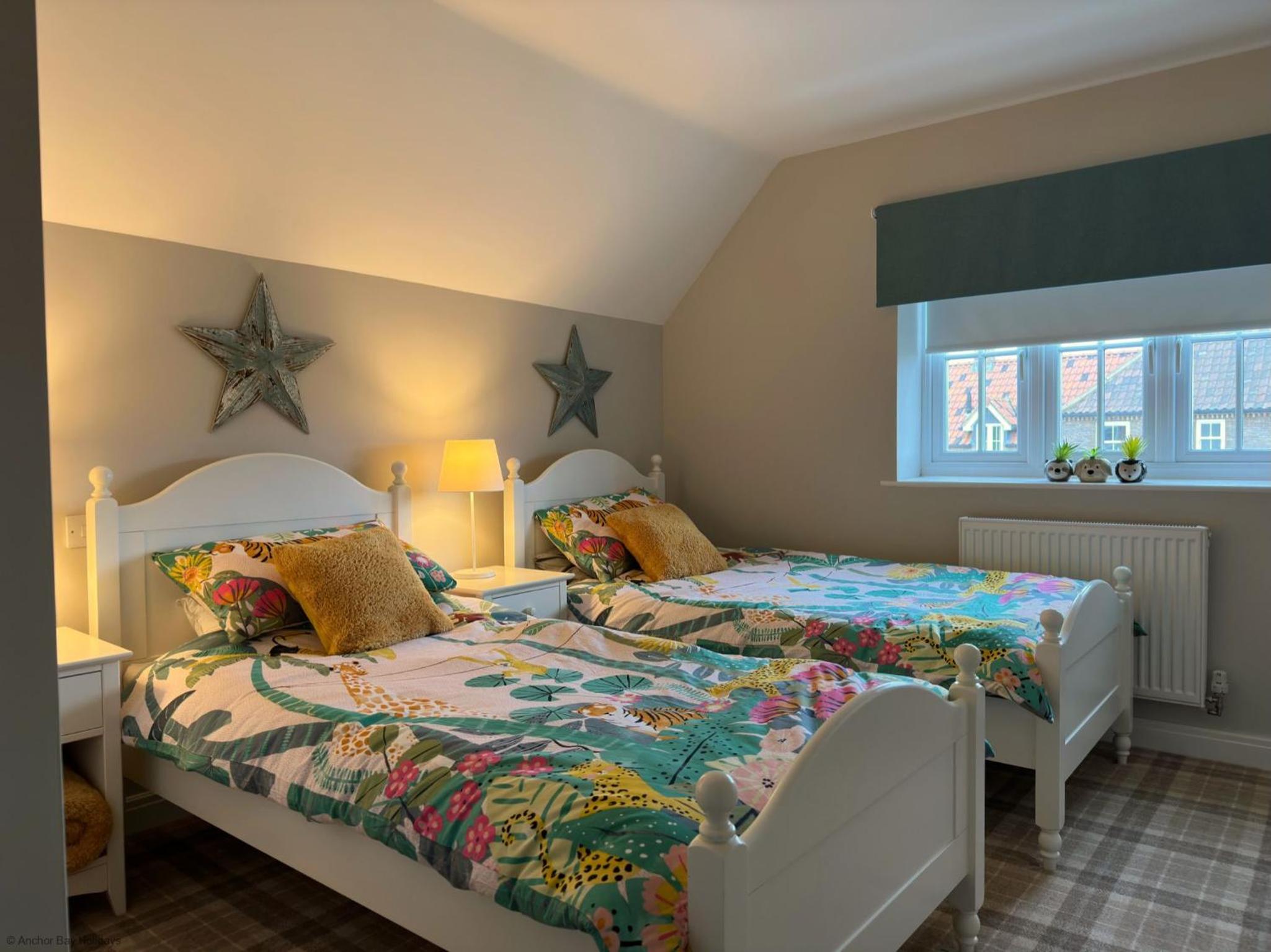 Ocean Retreat - Part of the The Bay Filey Holiday Village with pool, gym and direct beach access, pub, restaurant, tennis and meadows walks