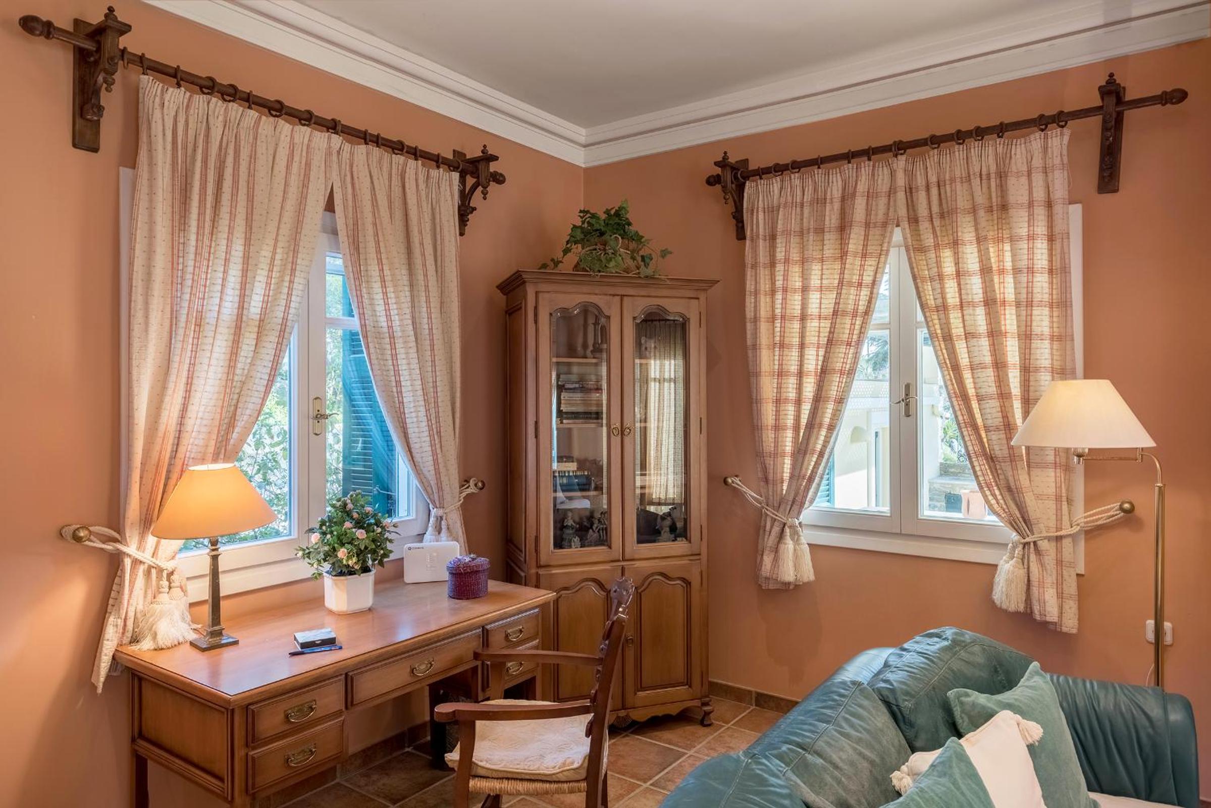 Pantaleon House