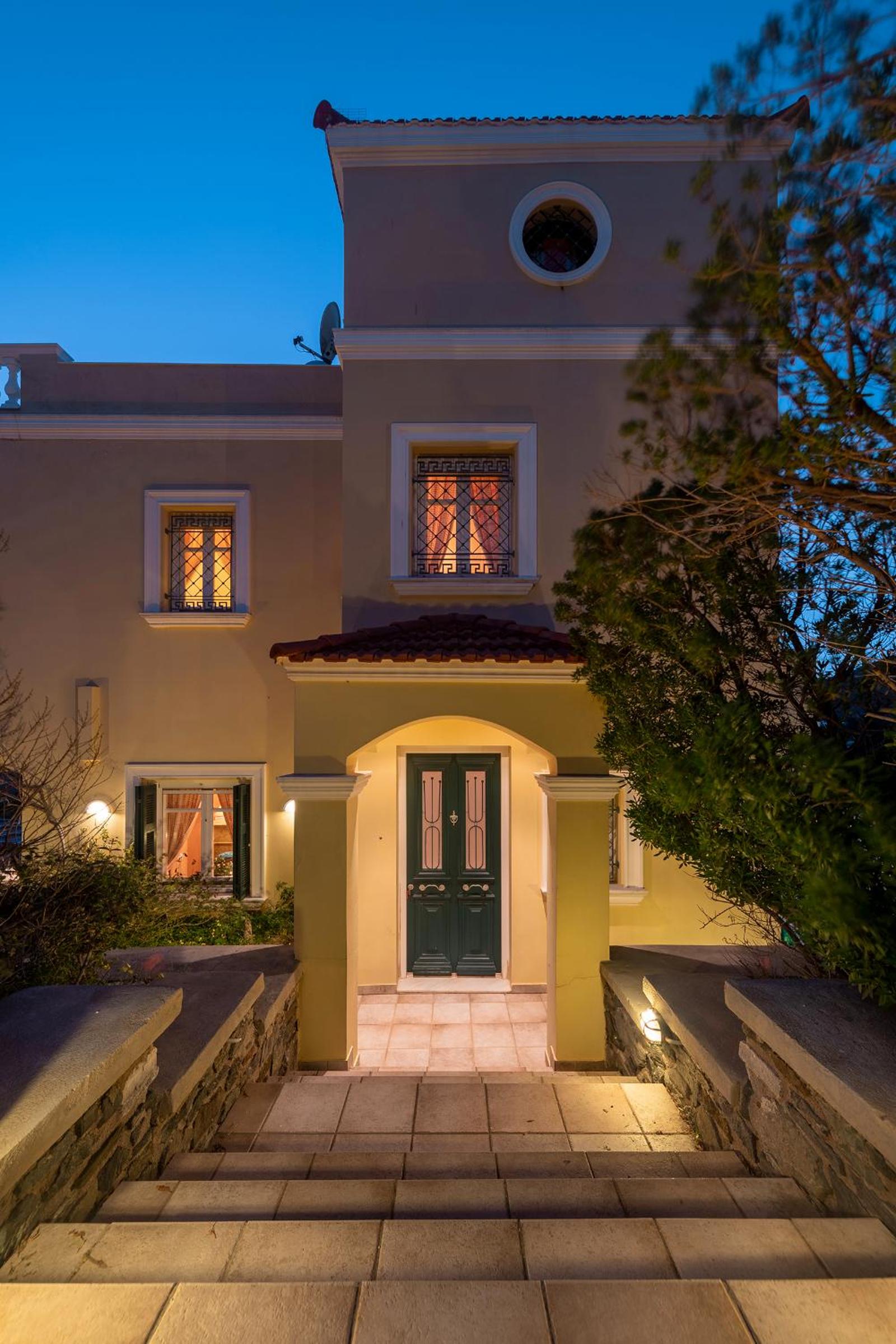 Pantaleon House