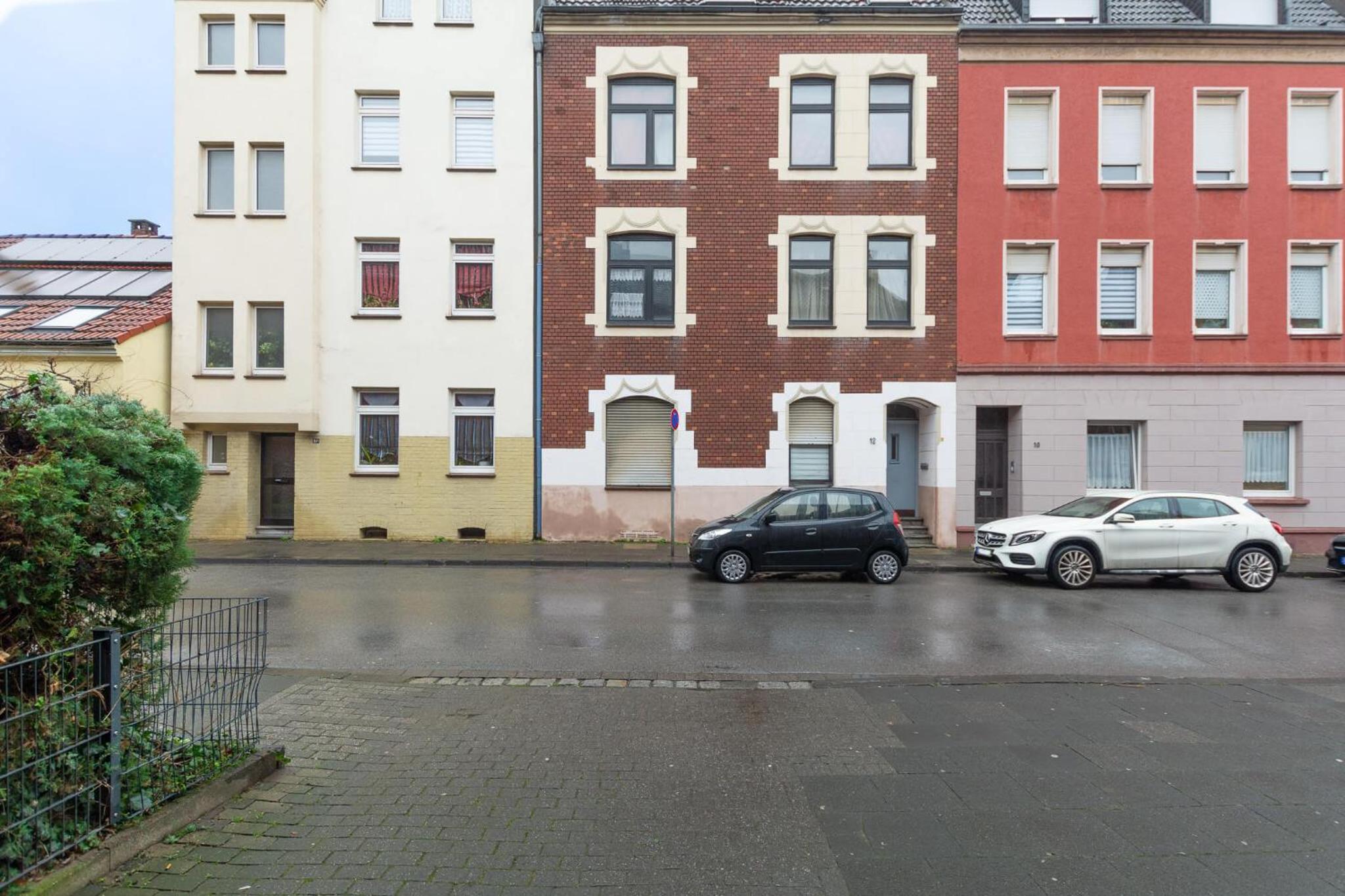 Duisburg - 2 Schlafzimmer Monteurwohnung - Vollausgestattete Küche - WIFI