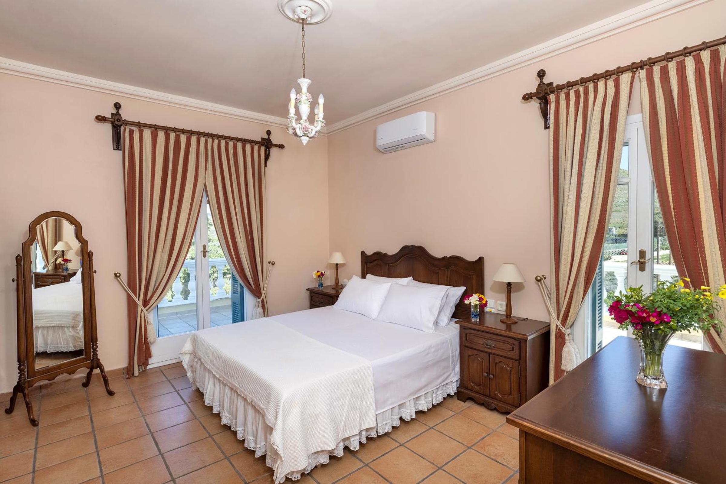 Pantaleon House