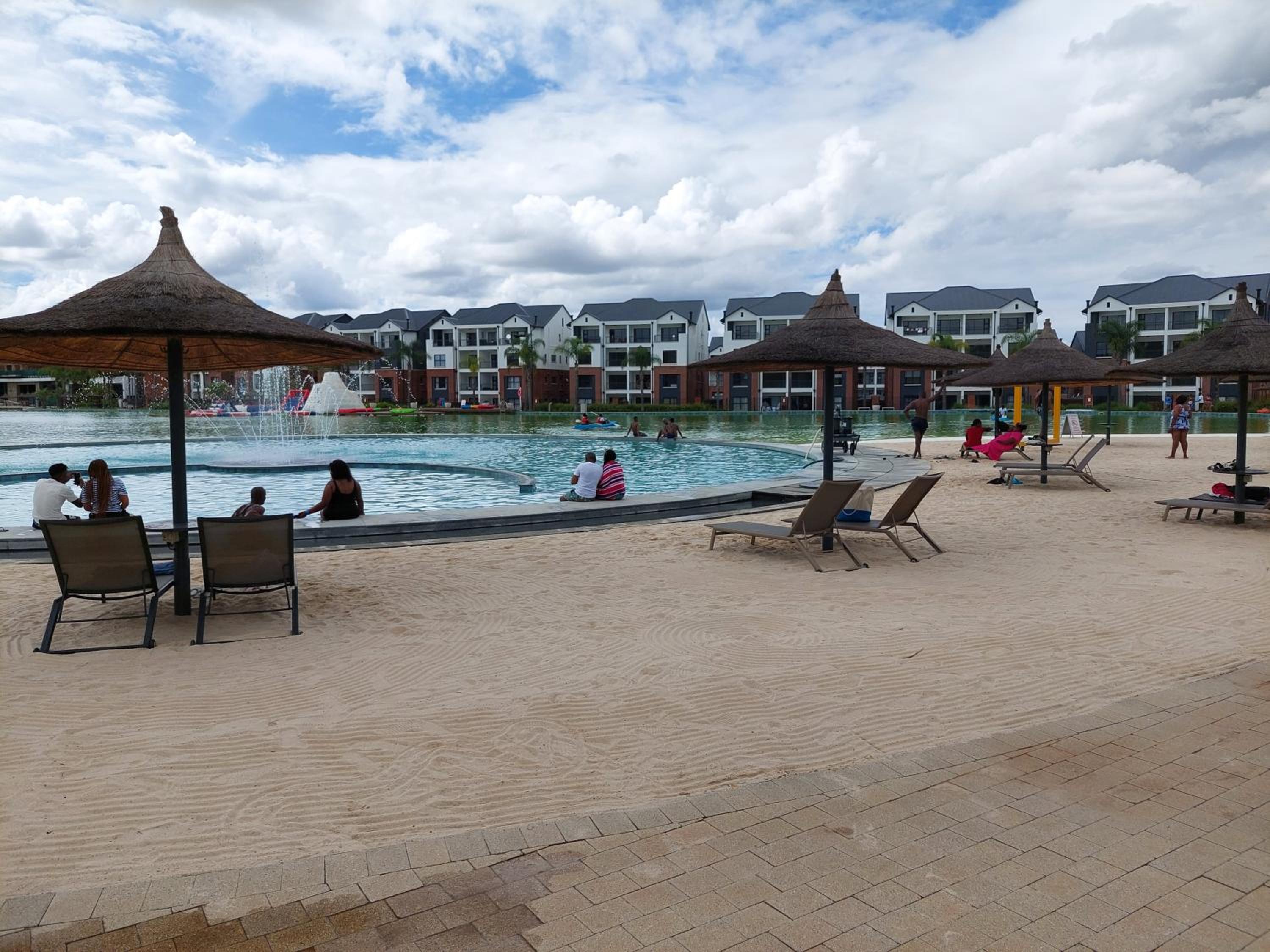 Craiden Holiday Apartment at The Blyde Crystal Lagoon 2 bedrooms