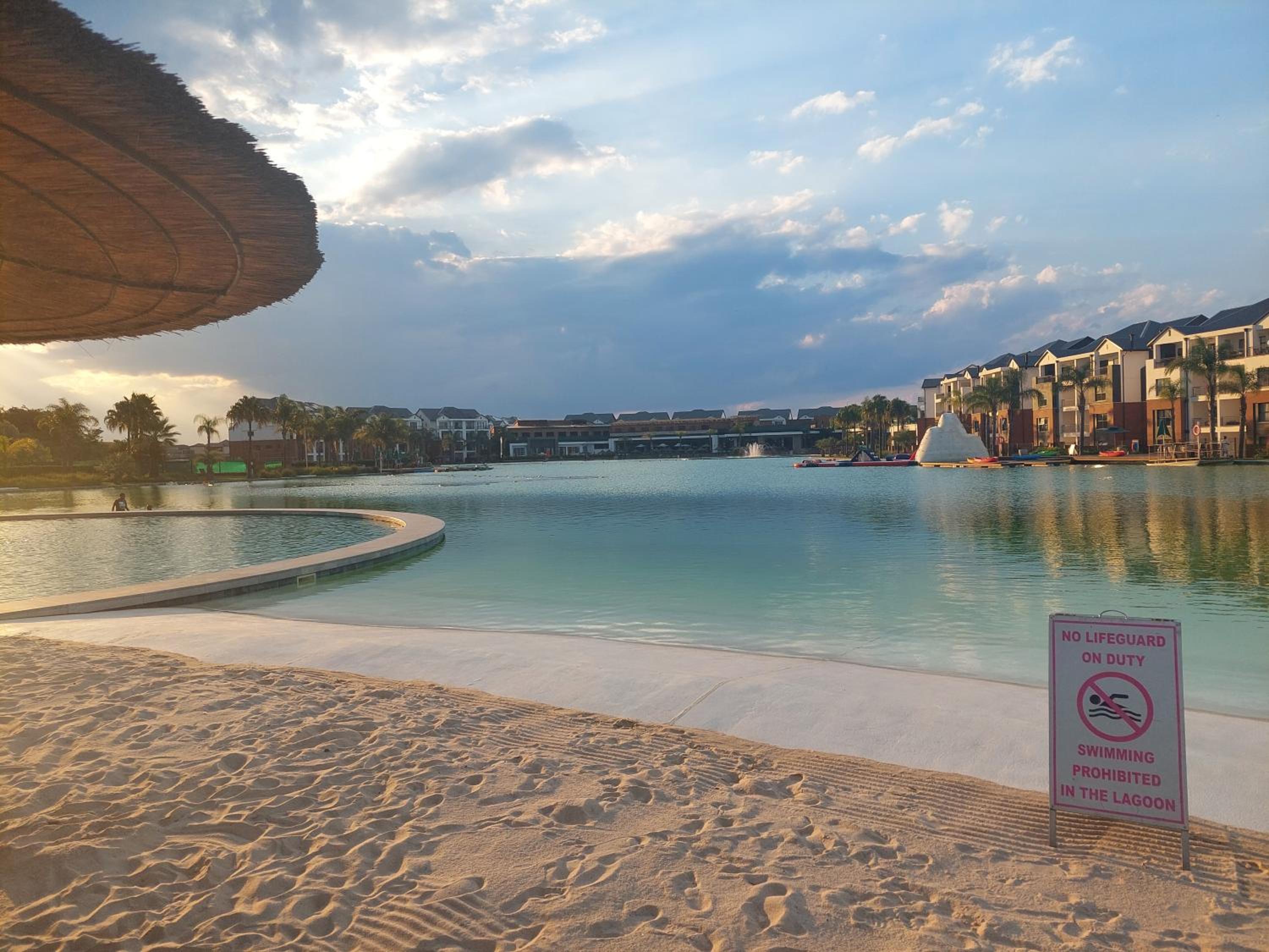 Craiden Holiday Apartment at The Blyde Crystal Lagoon 2 bedrooms