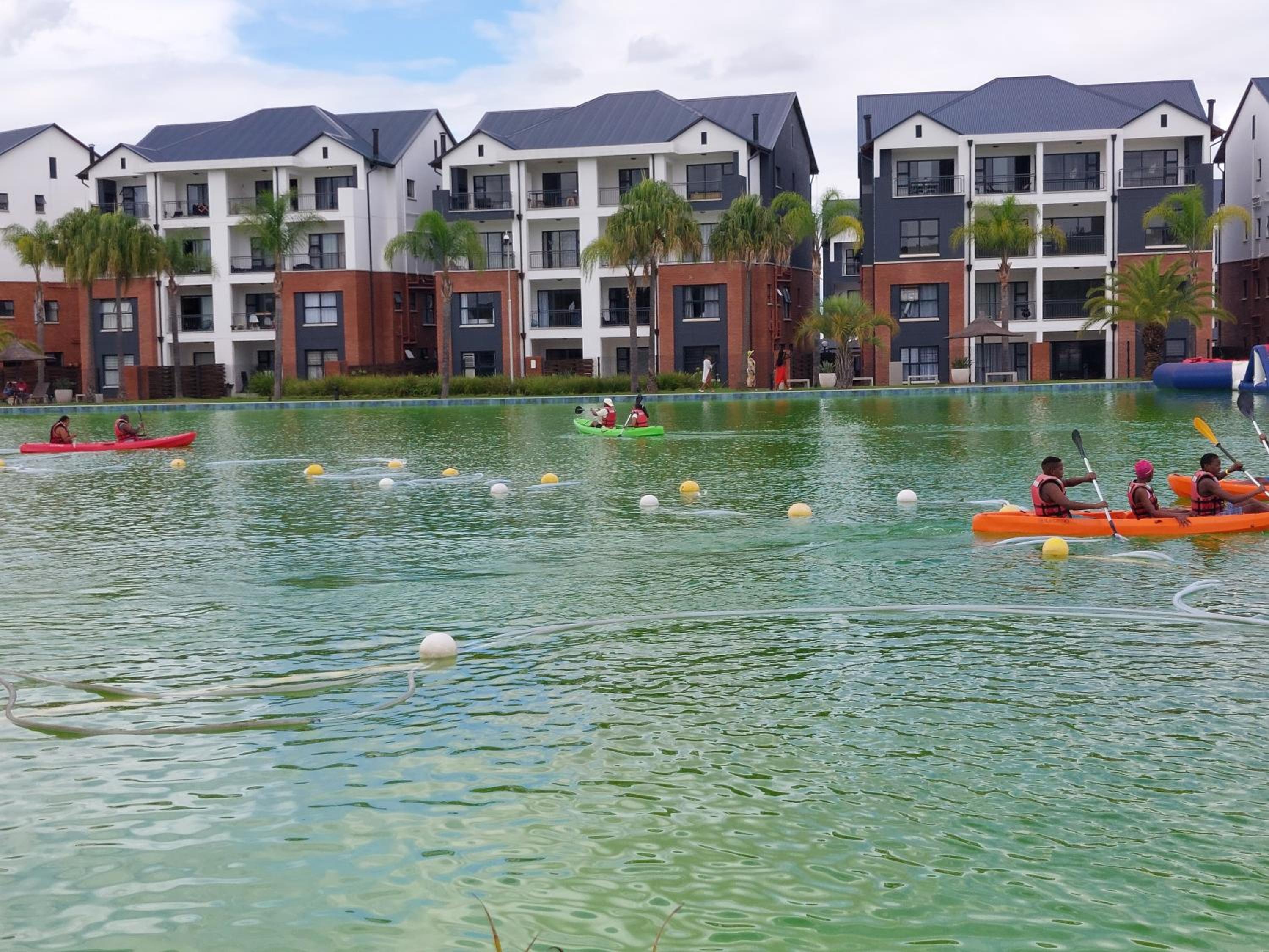 Craiden Holiday Apartment at The Blyde Crystal Lagoon 2 bedrooms