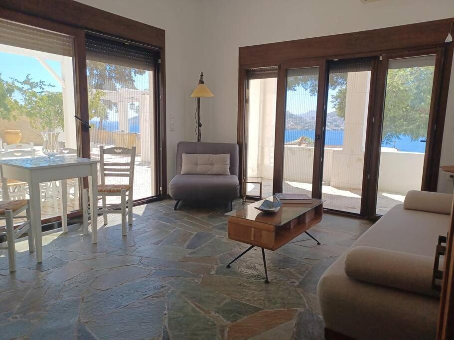 Spectacular Seaview Apartment