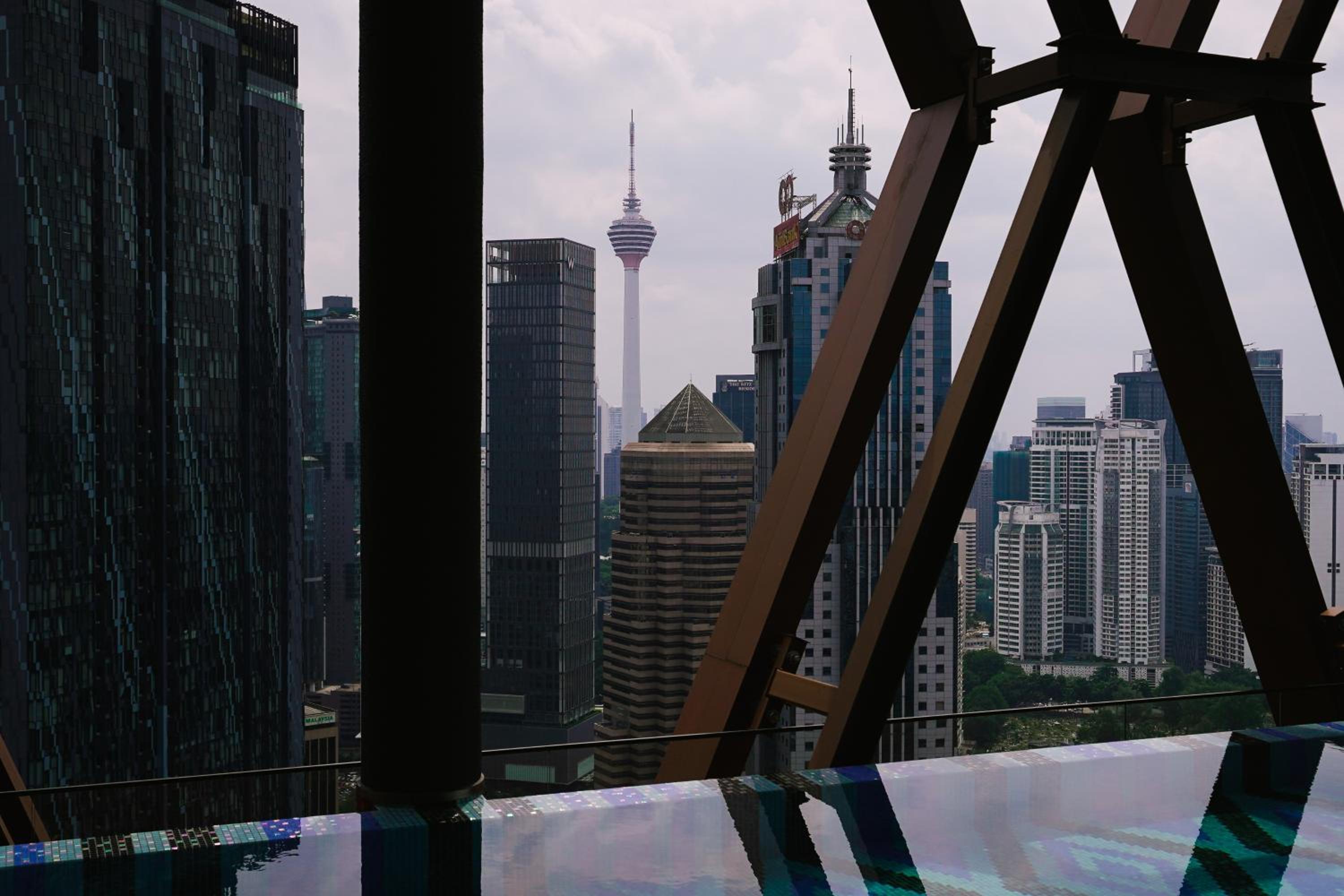 KLCC Luxury Suite @ Scarletz by Lily and Loft