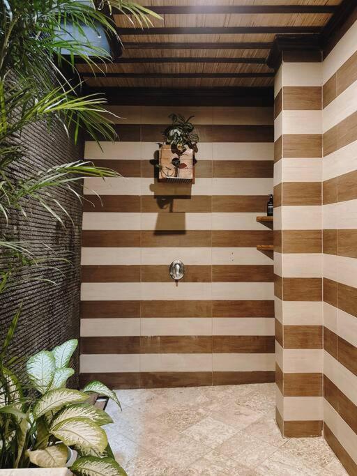 Villa Sriwedari - Seminyak