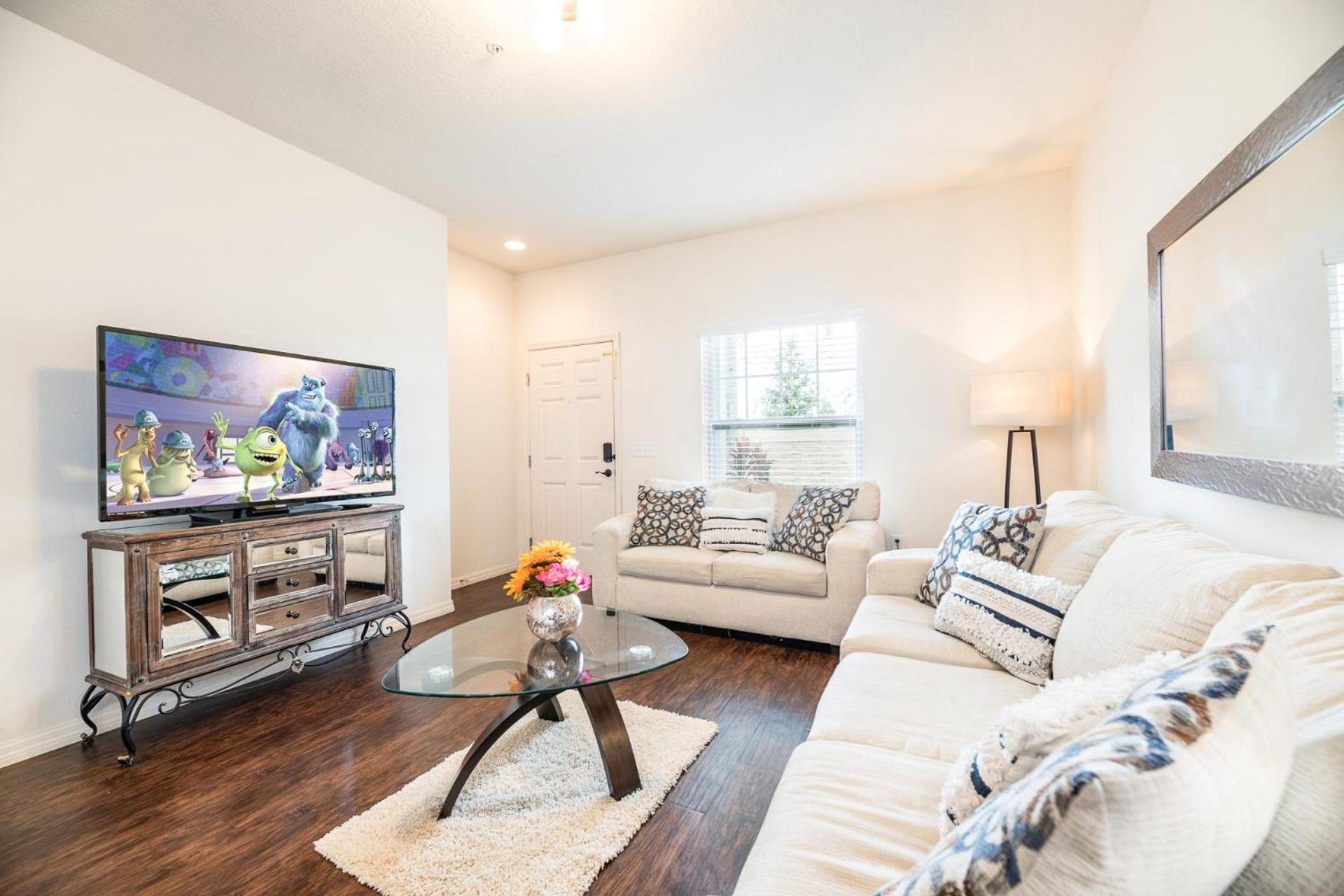 Lovely and Cozy Townhome Near Disney Parks view 2