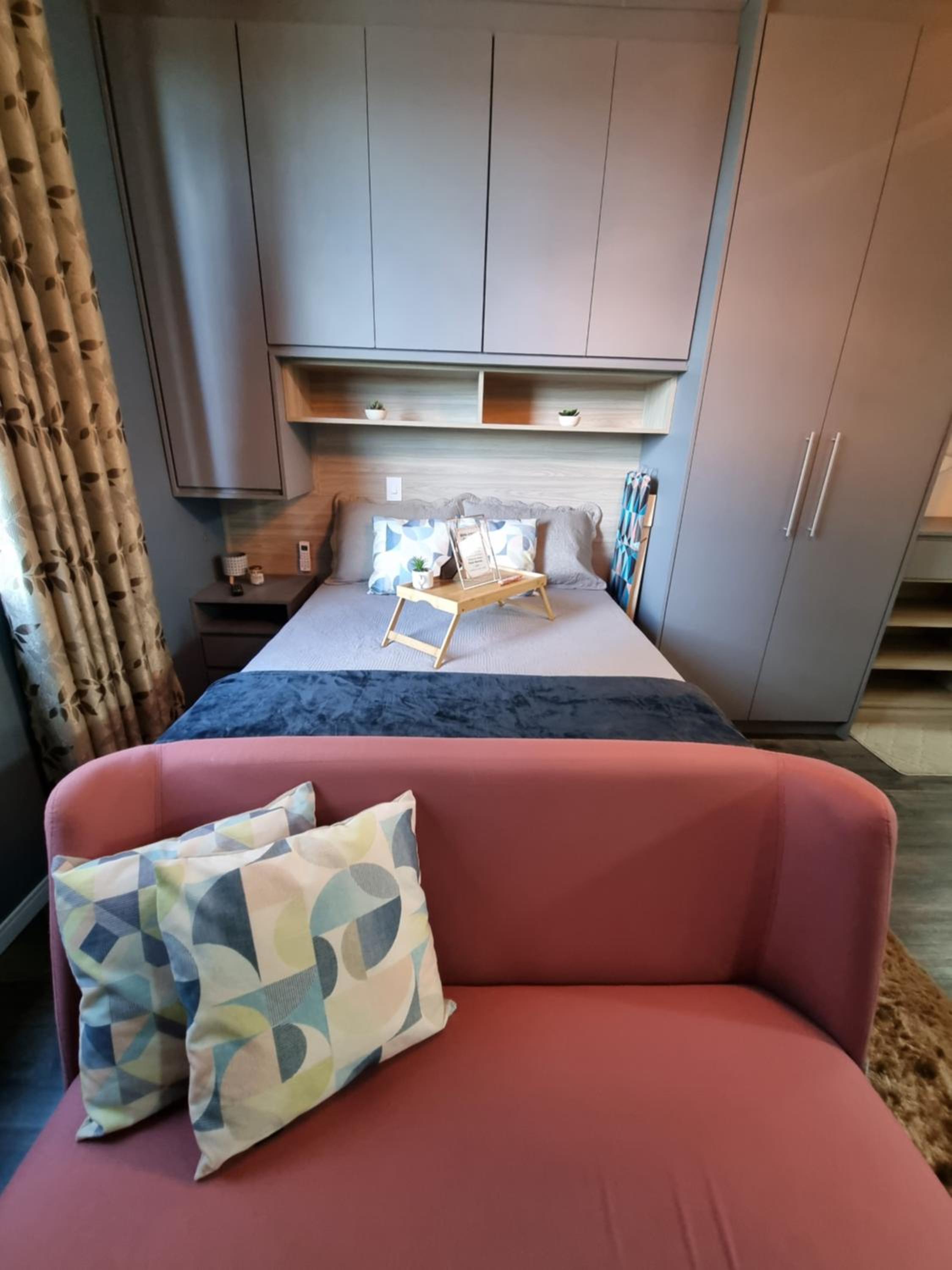 Flat luxo, mobiliado c/ ar, wi-fi, pisc. e academia