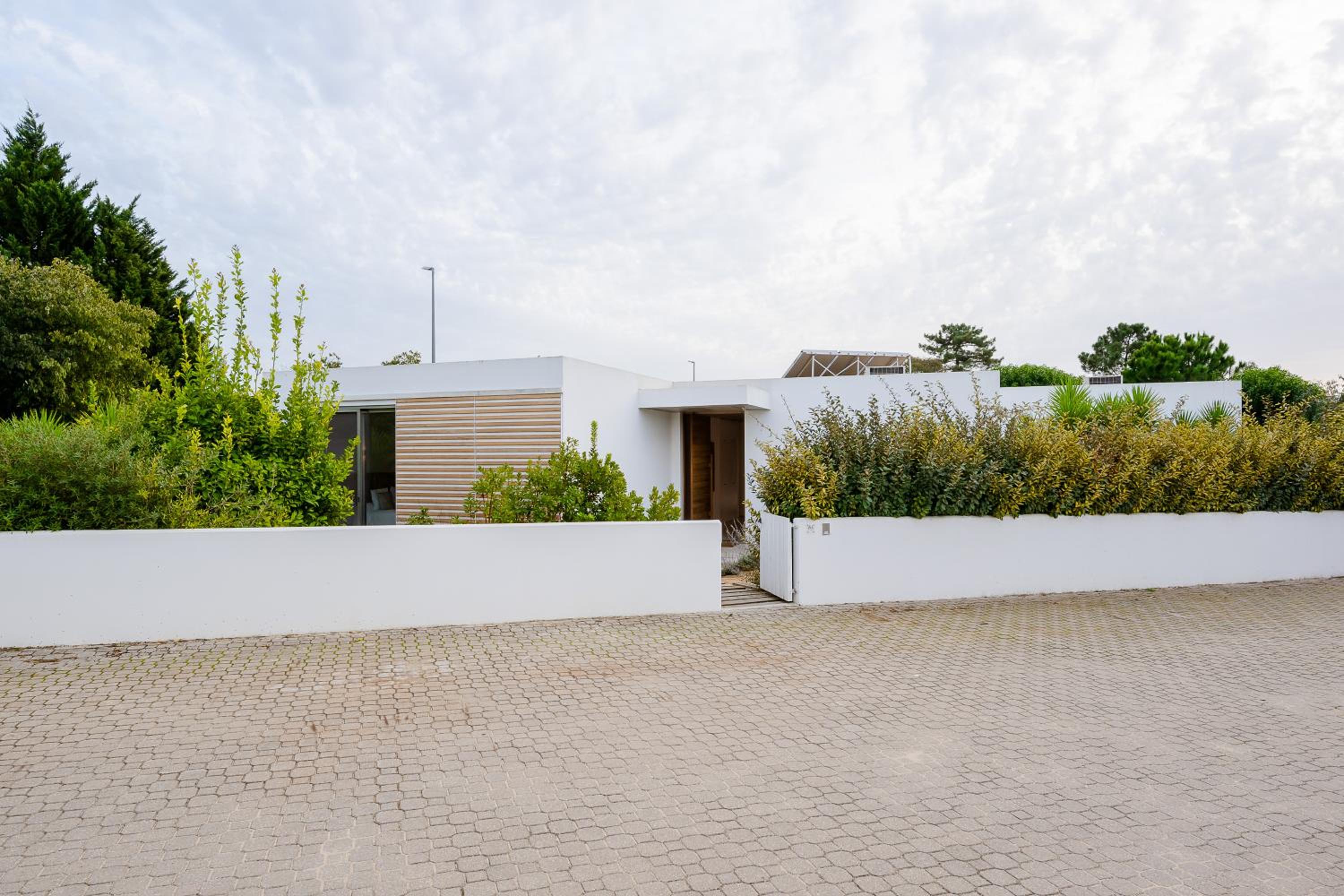 Eco-Luxe Villa Laranjeiras Comporta, Heatable Pool view 4