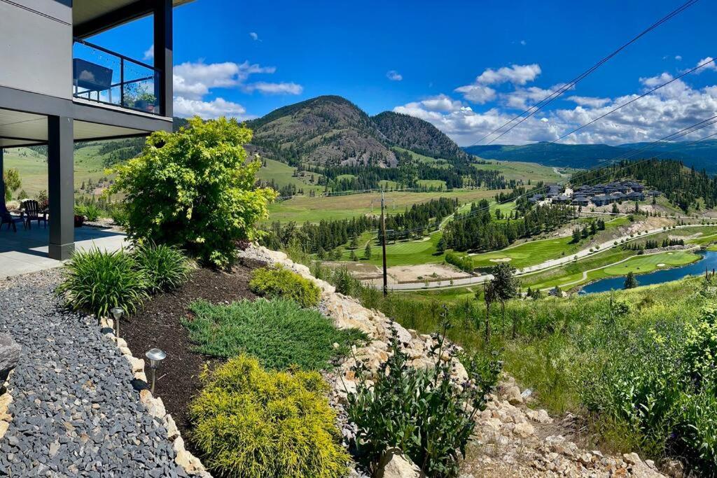 Beautiful Suite on Golf Course
