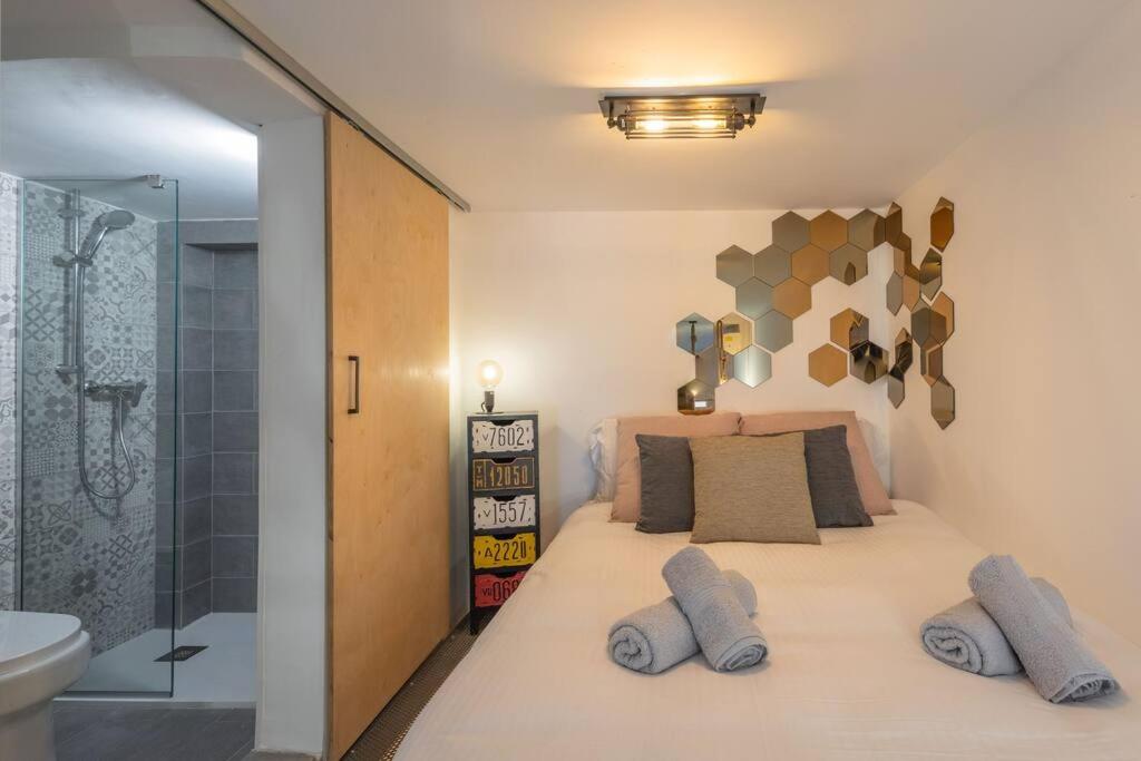 Unique studio loft, walking distance to Valletta view 3