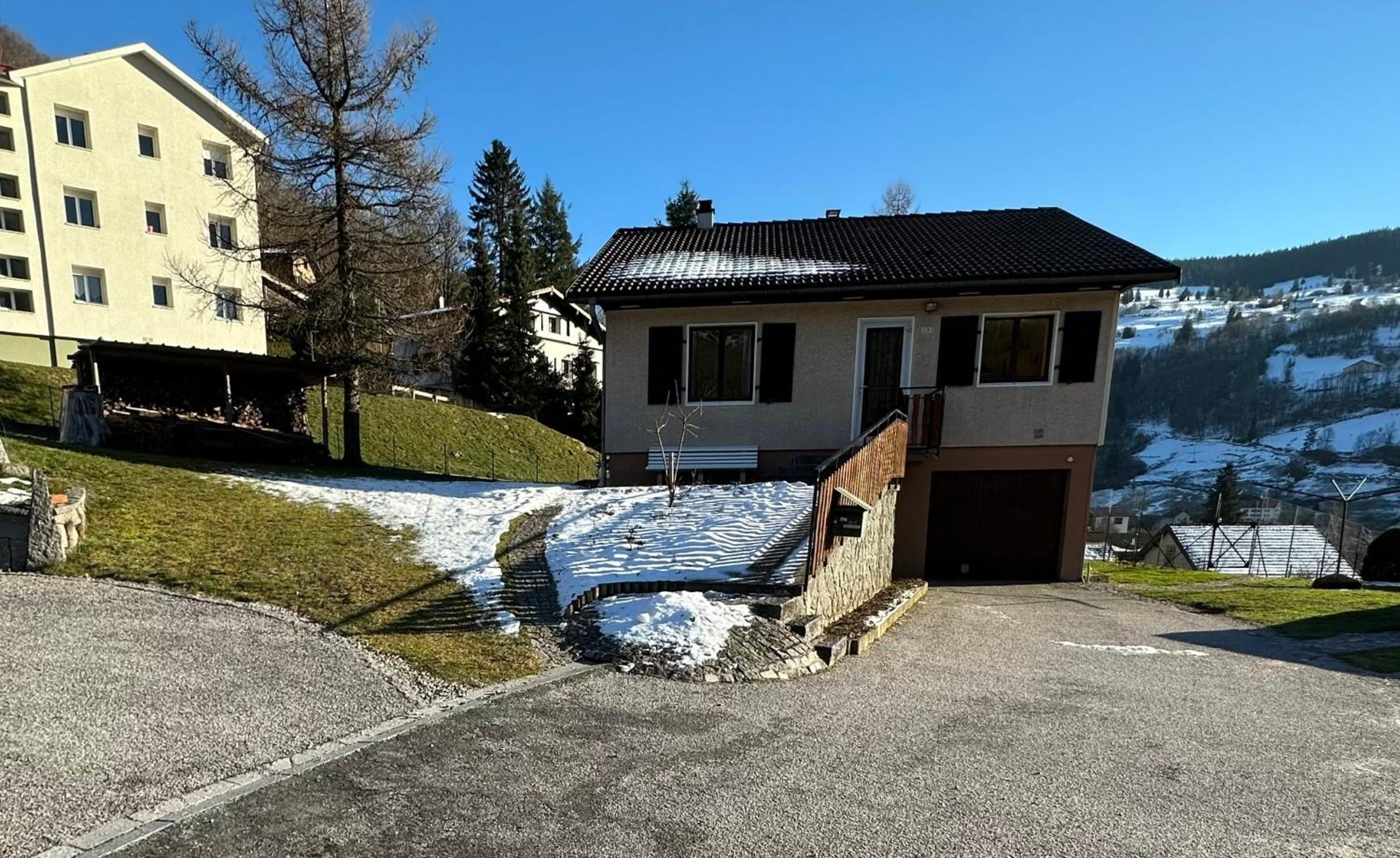 Gîte Le Pingu - spacieux, calme, plein sud - cabine sauna - 8 personnes