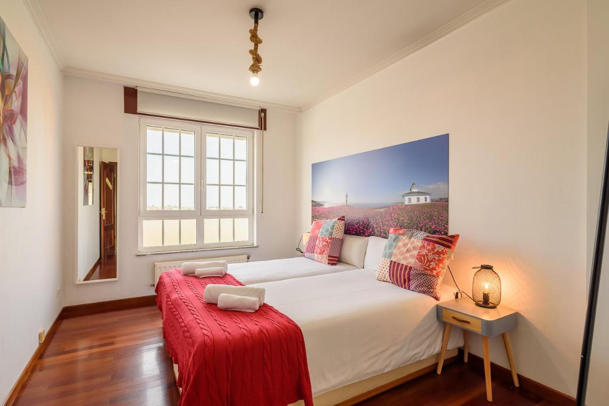 O Faro Apartments