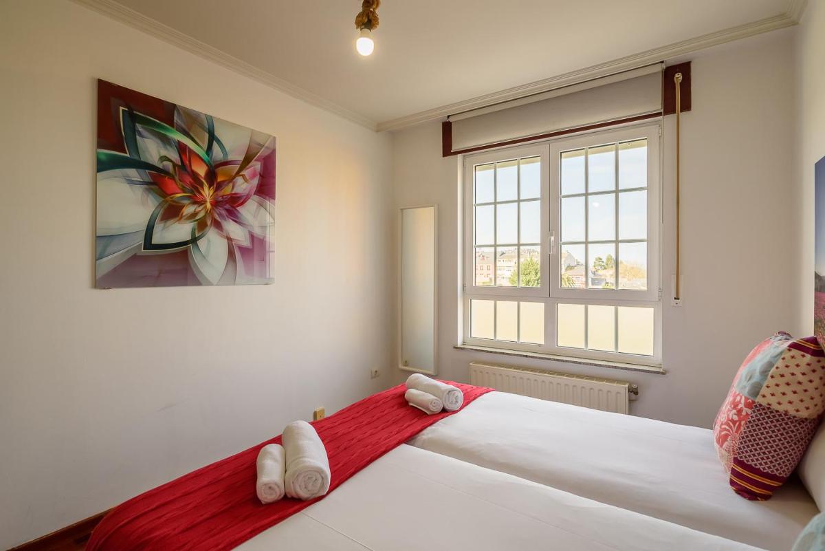 O Faro Apartments
