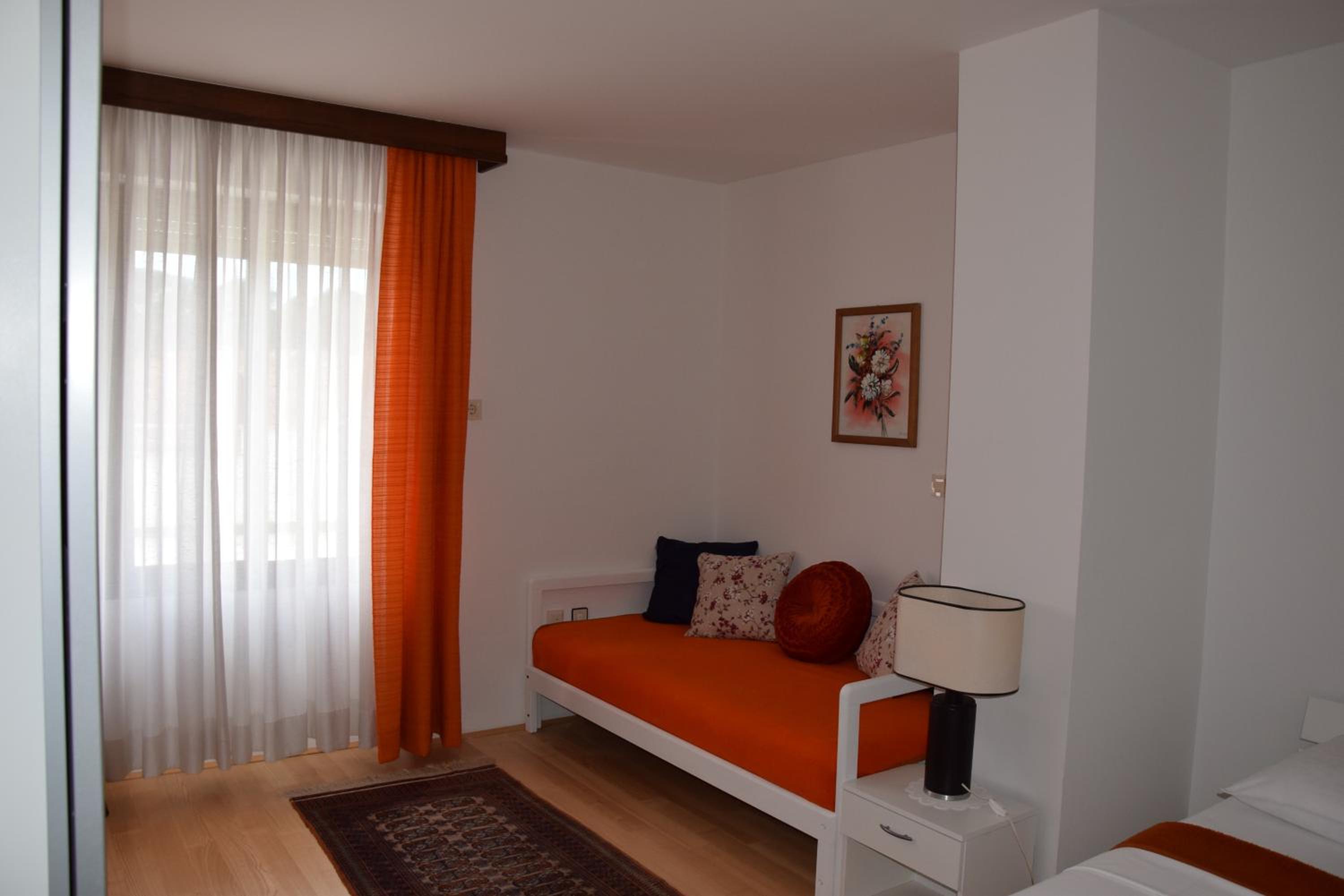 Apartments Crobeg