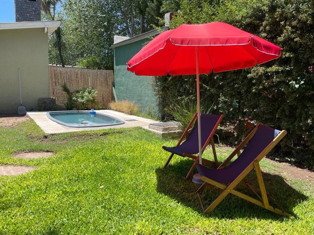 Casona alegre con pileta y patio