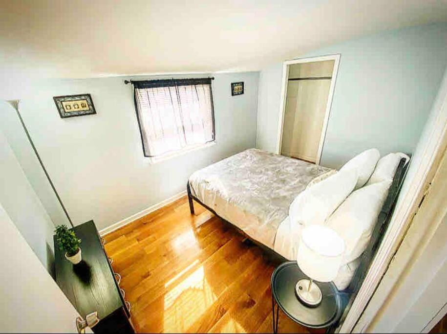 Adorable&Cozy Suburban Home Mins from Dwtn/Airport view 5