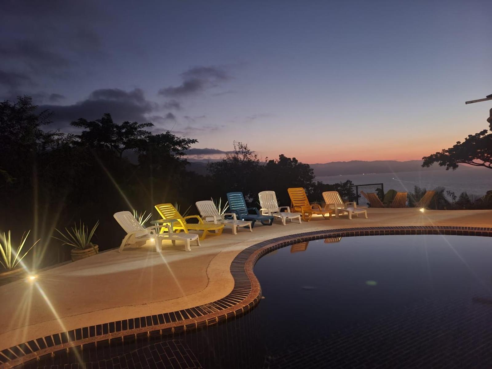 Private villa, pool with ocean view and sounds view 3