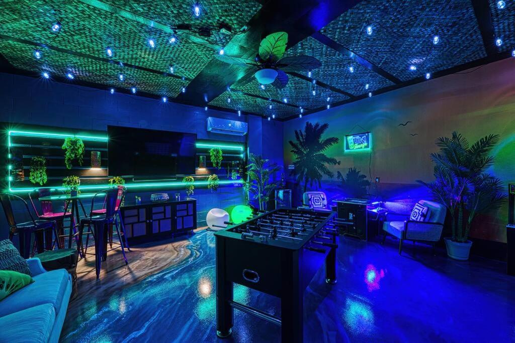 November Deal! Tiki Tropical Oasis & Mini Golf