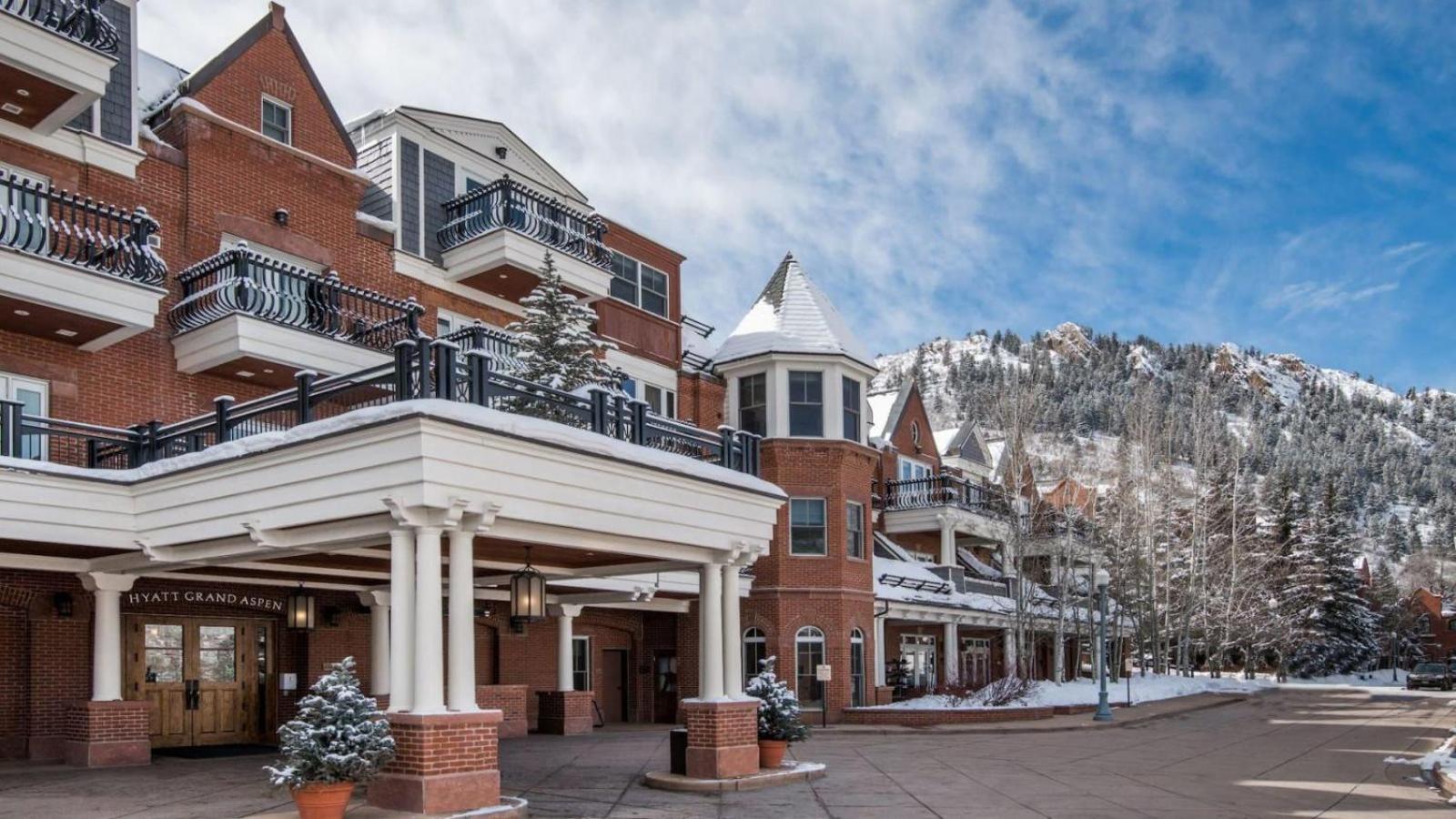 Aspen Mountain Residences 3 Bedroom photo 13 of 27
