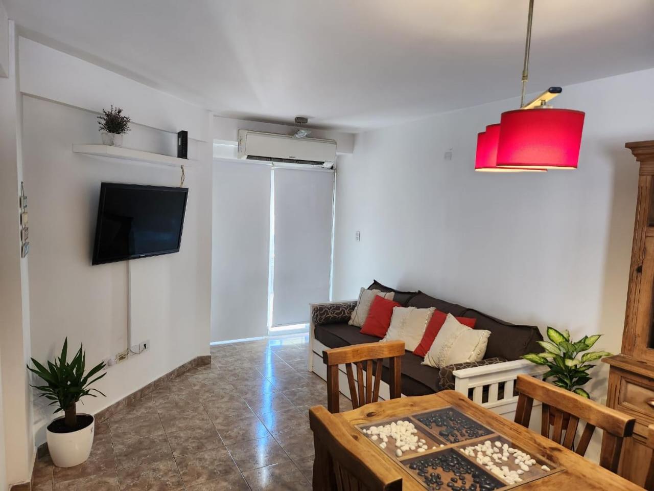 Departamento Alberdi Completo con Cochera