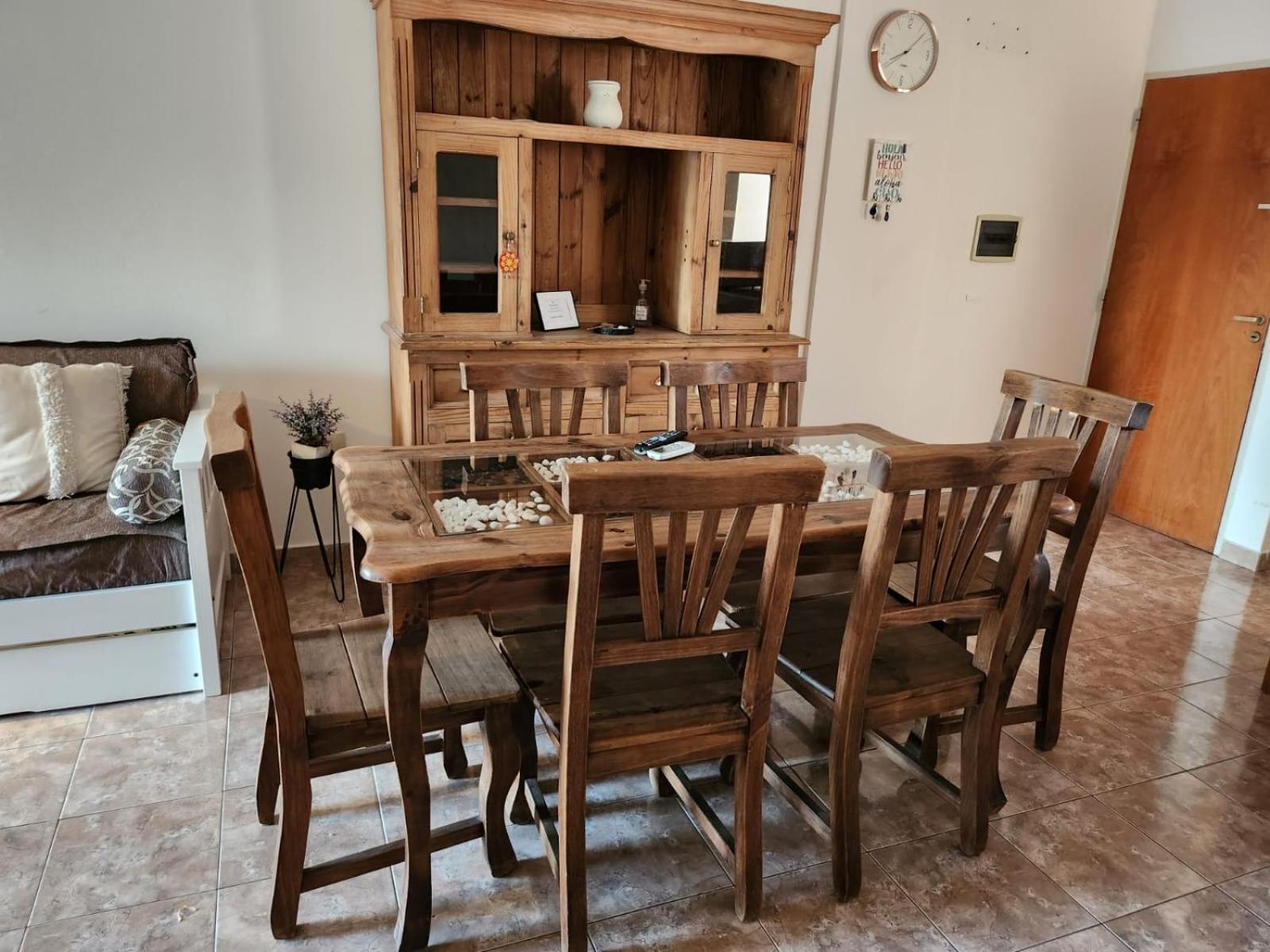 Departamento Alberdi Completo con Cochera