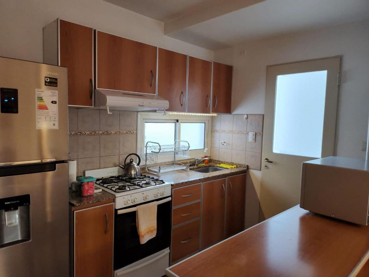 Departamento Alberdi Completo con Cochera