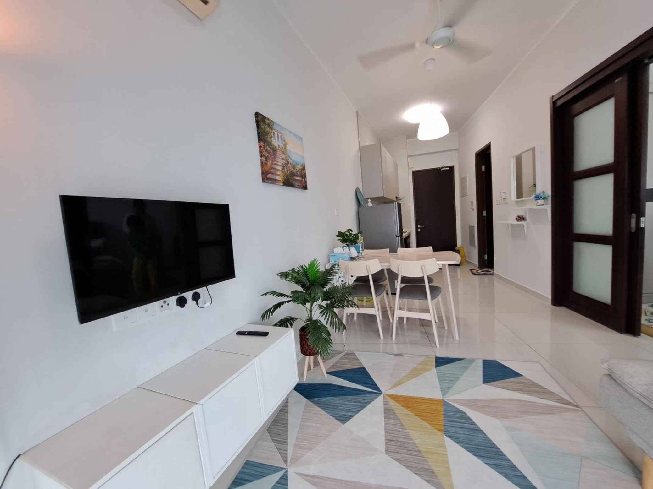 COZY Homestay Country Garden at DangaBay of JB, FREE wifi and streaming
