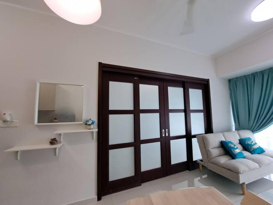 COZY Homestay Country Garden at DangaBay of JB, FREE wifi and streaming