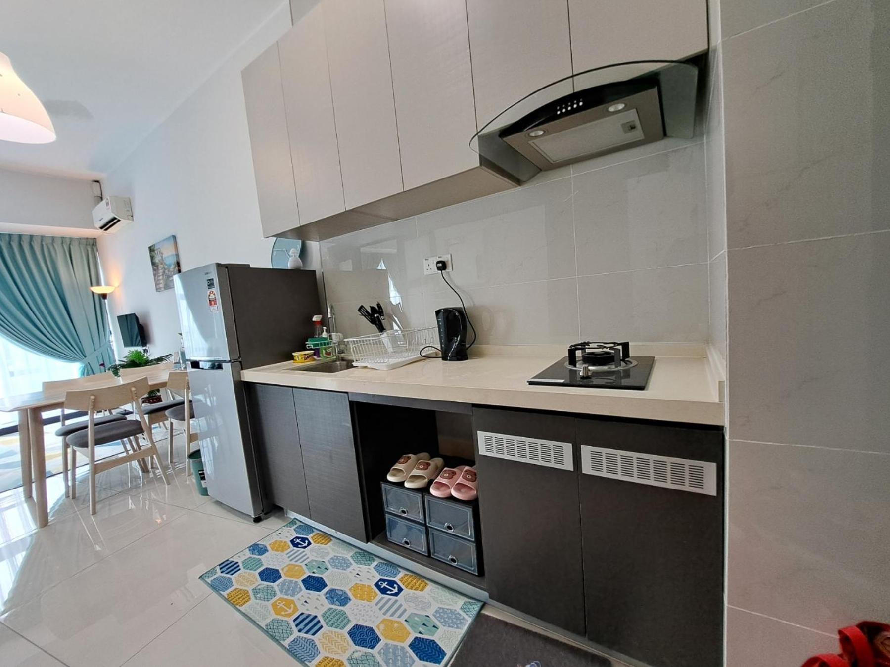 COZY Homestay Country Garden at DangaBay of JB, FREE wifi and streaming