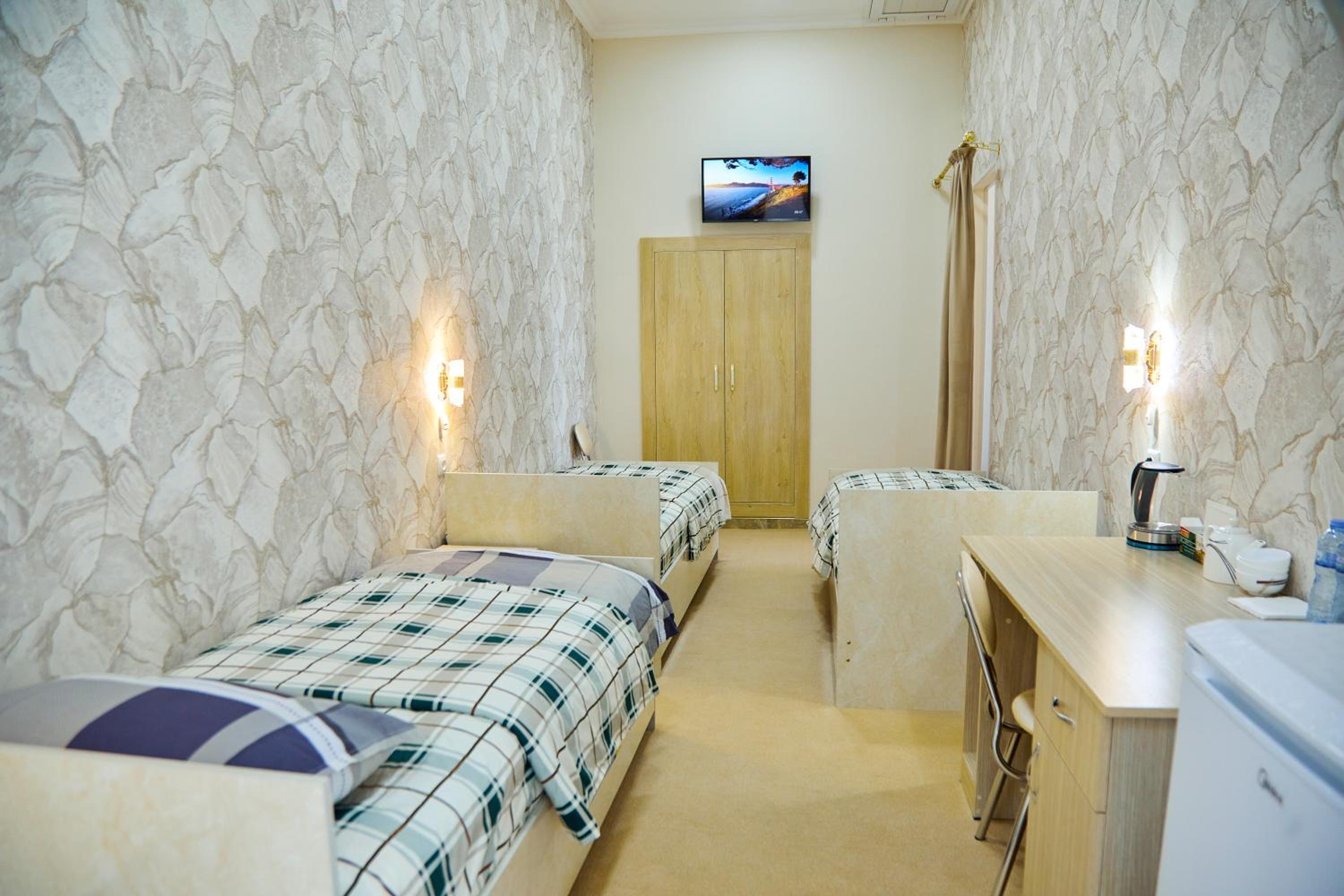 YUKSALISH HOSTEL