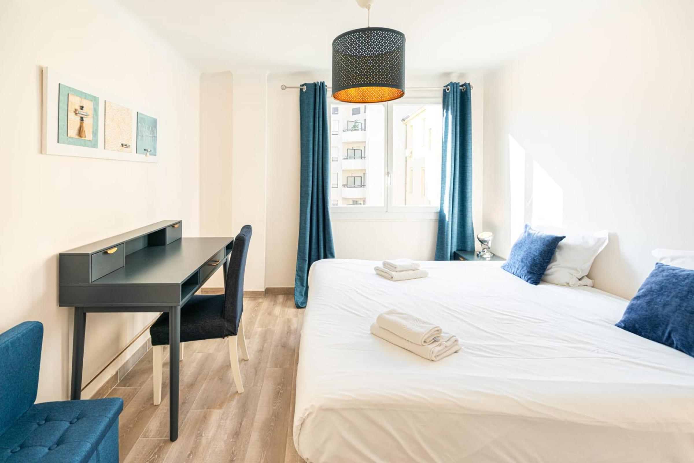 Cannes premium 3 BR 2 bath fully renovated heart of town by Olam Properties view 5