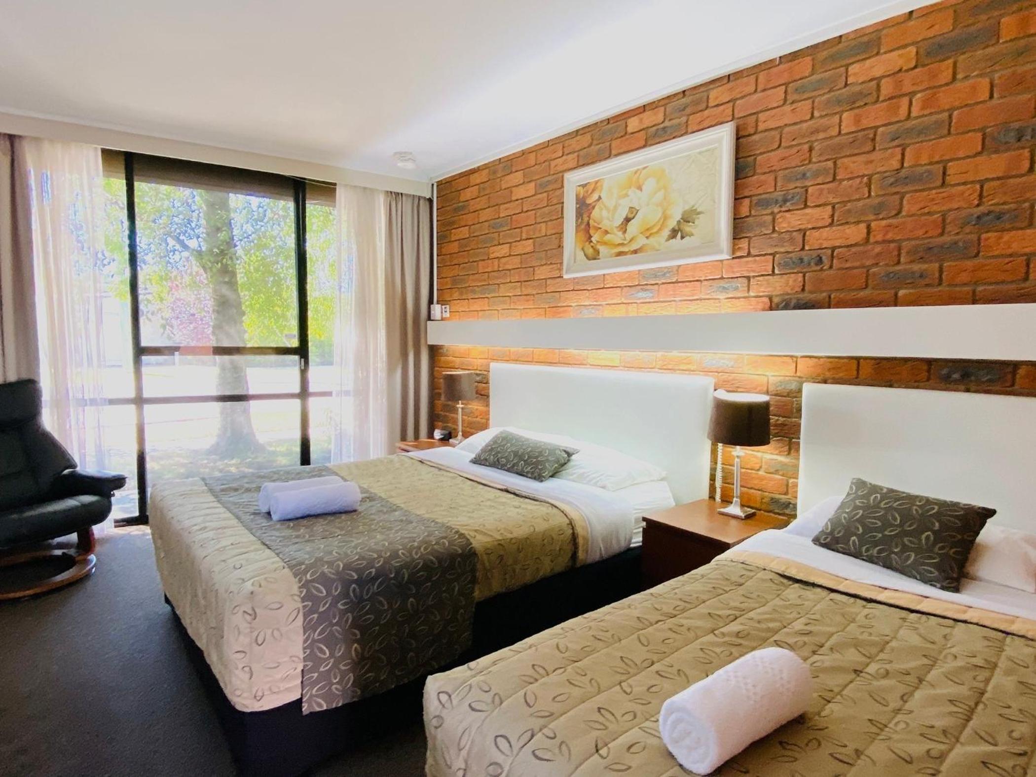 Connells Motel & Serviced Apartments