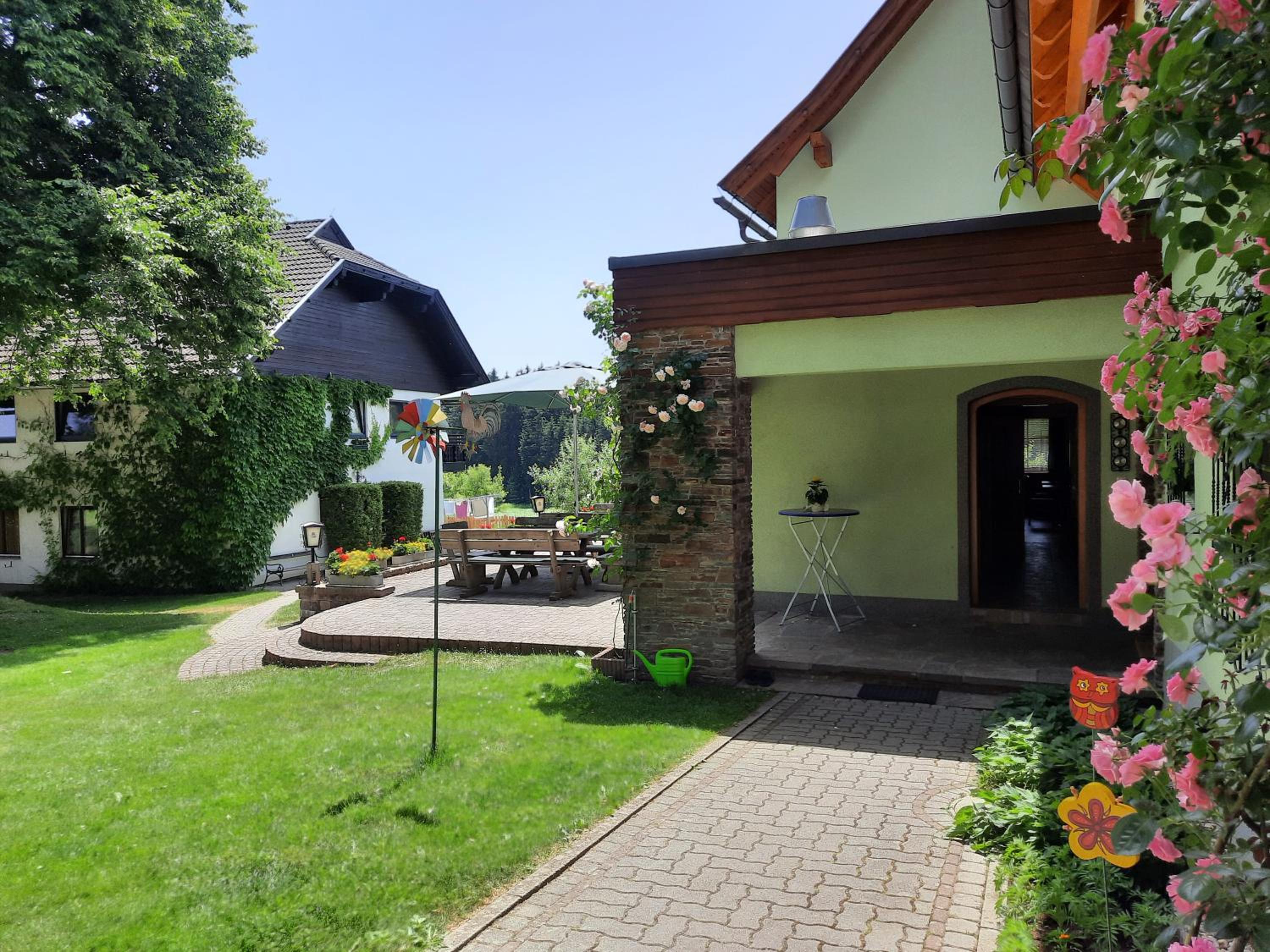 Photo 8