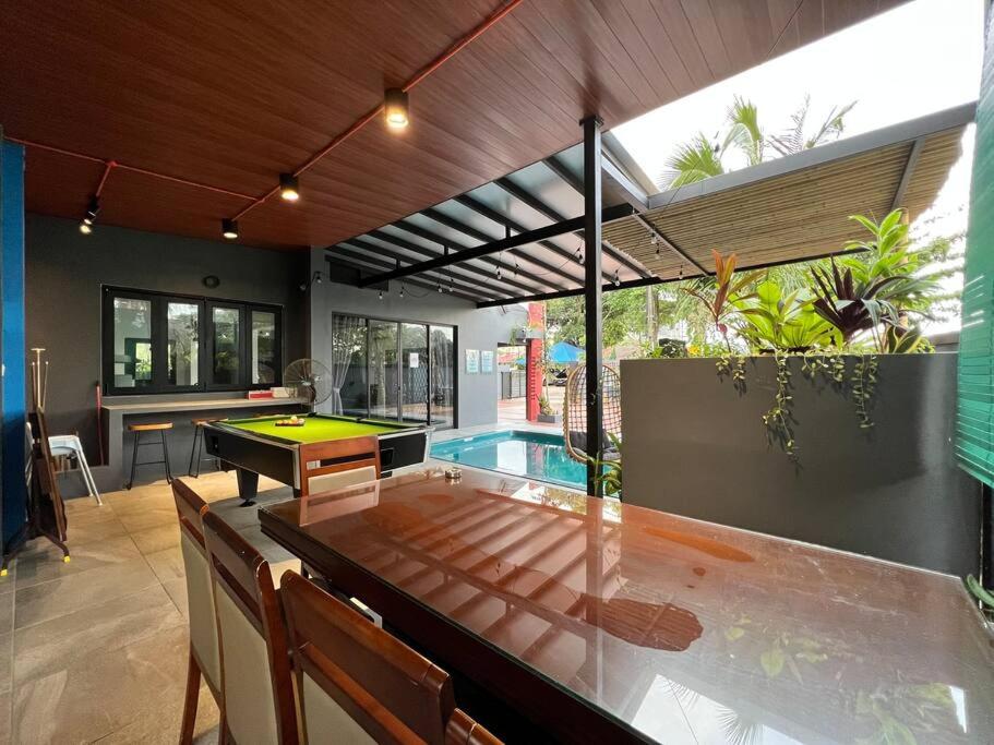 The Riimbun . Private Pool . BBQ . Karaoke