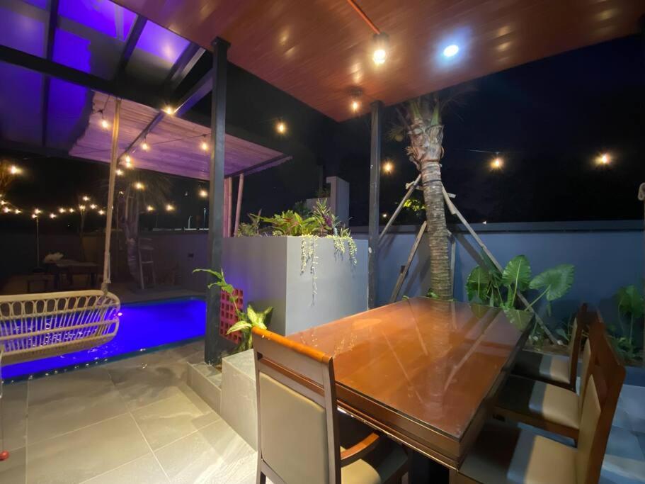 The Riimbun . Private Pool . BBQ . Karaoke