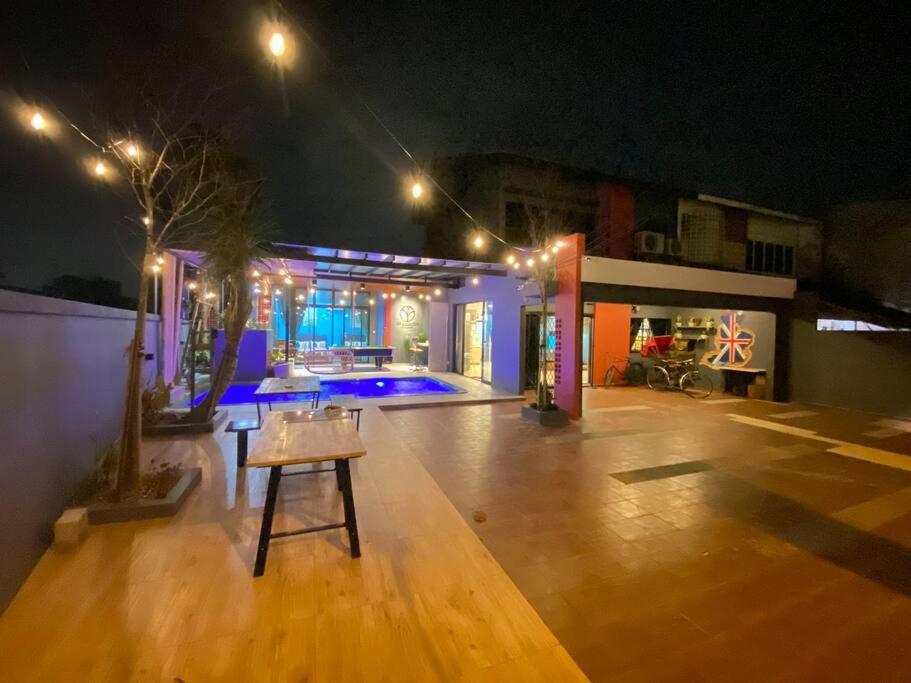 The Riimbun . Private Pool . BBQ . Karaoke