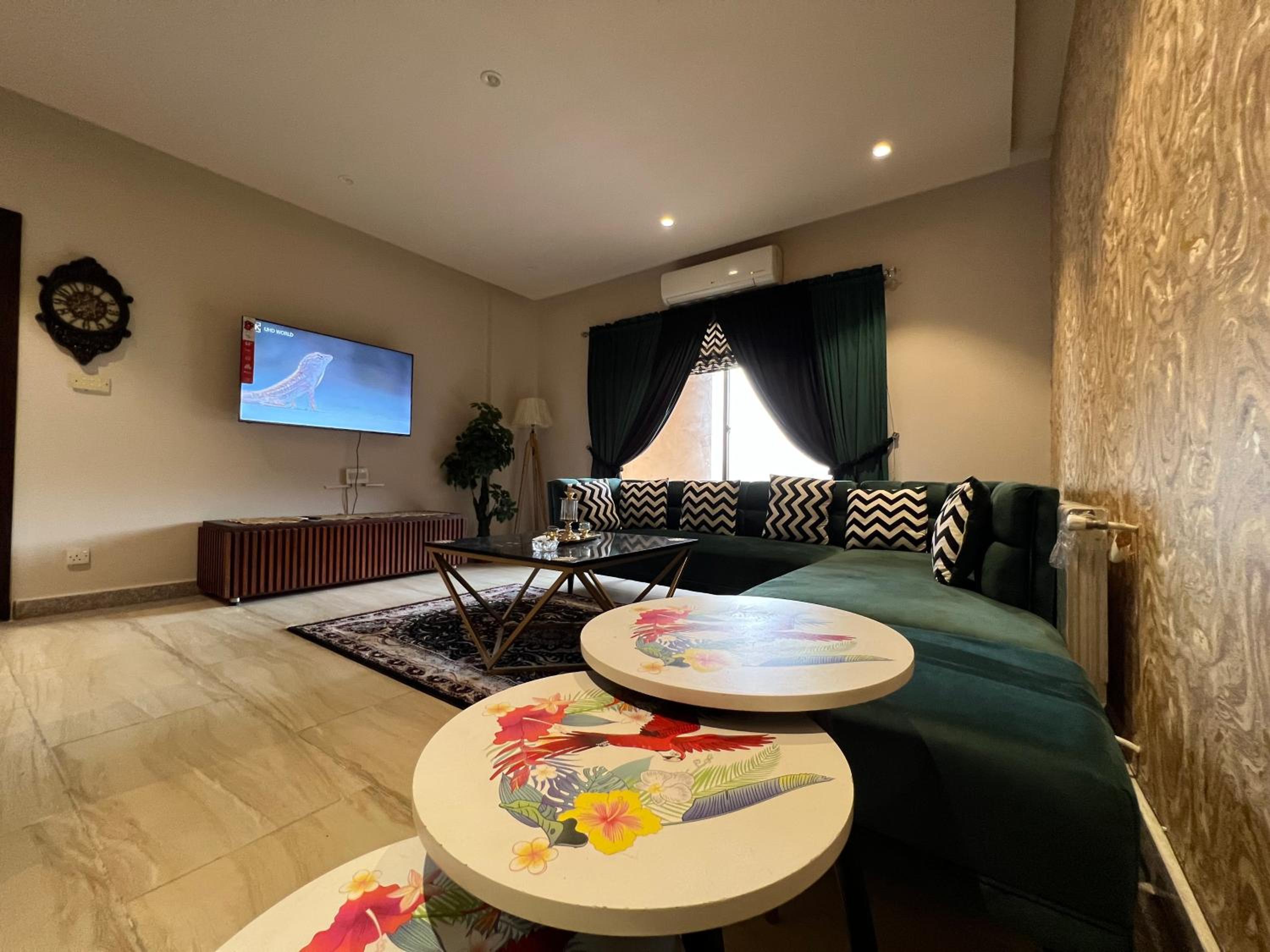 1 Bed Luxurious Apartment at Bahria Heights 5 view 4
