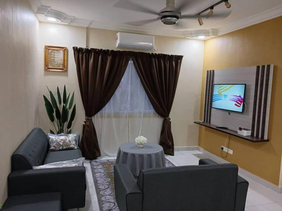My Chillex Homestay#Muslim Guest Only#3R 2B Apartment in Penang# photo 1