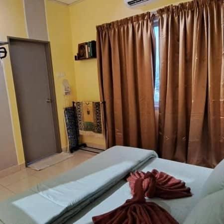 My Chillex Homestay#Muslim Guest Only#3R 2B Apartment in Penang# photo 4