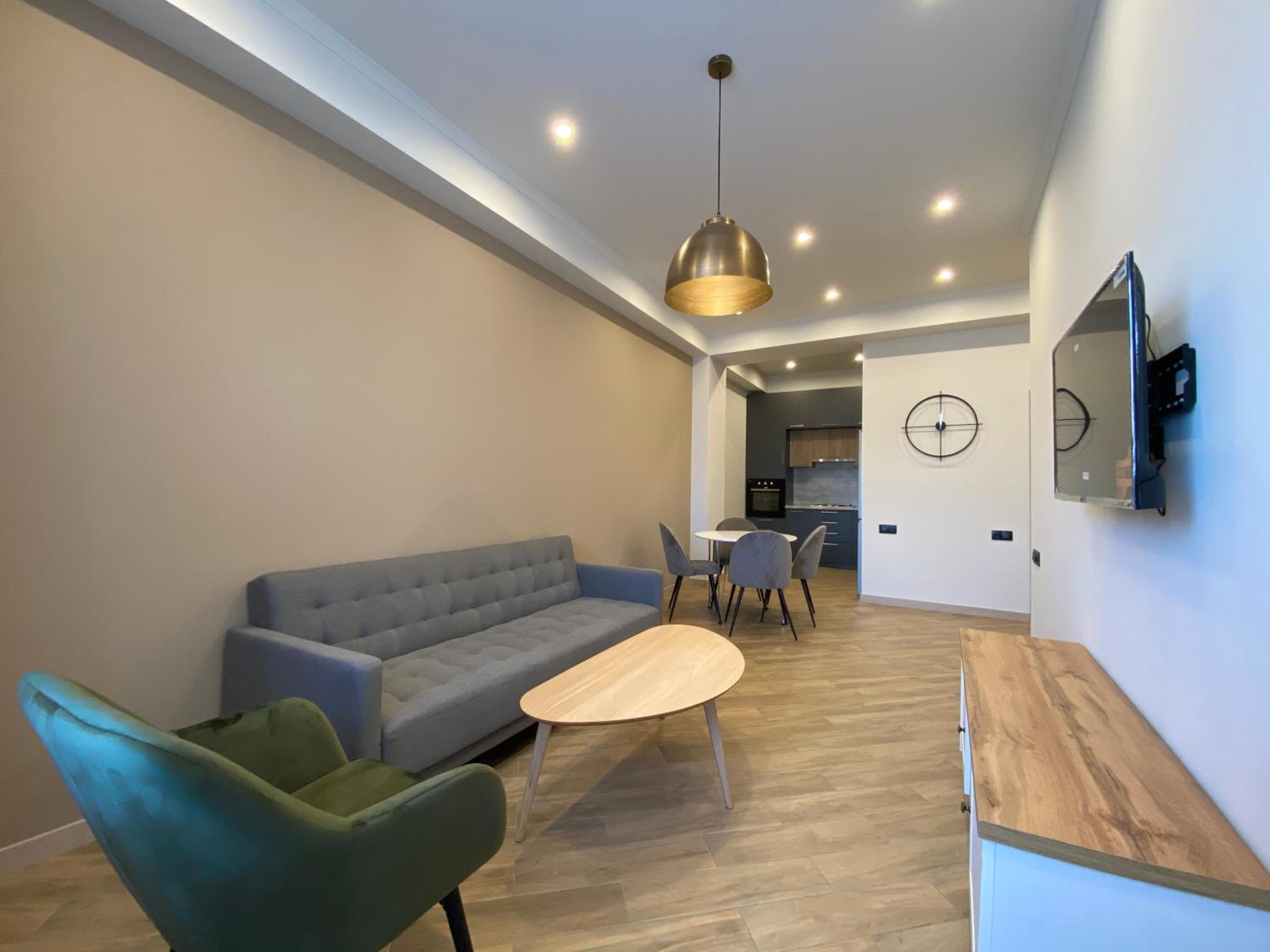Derenik Demirtchyan , Modern, New Euro renovated apartment with balcony DE144