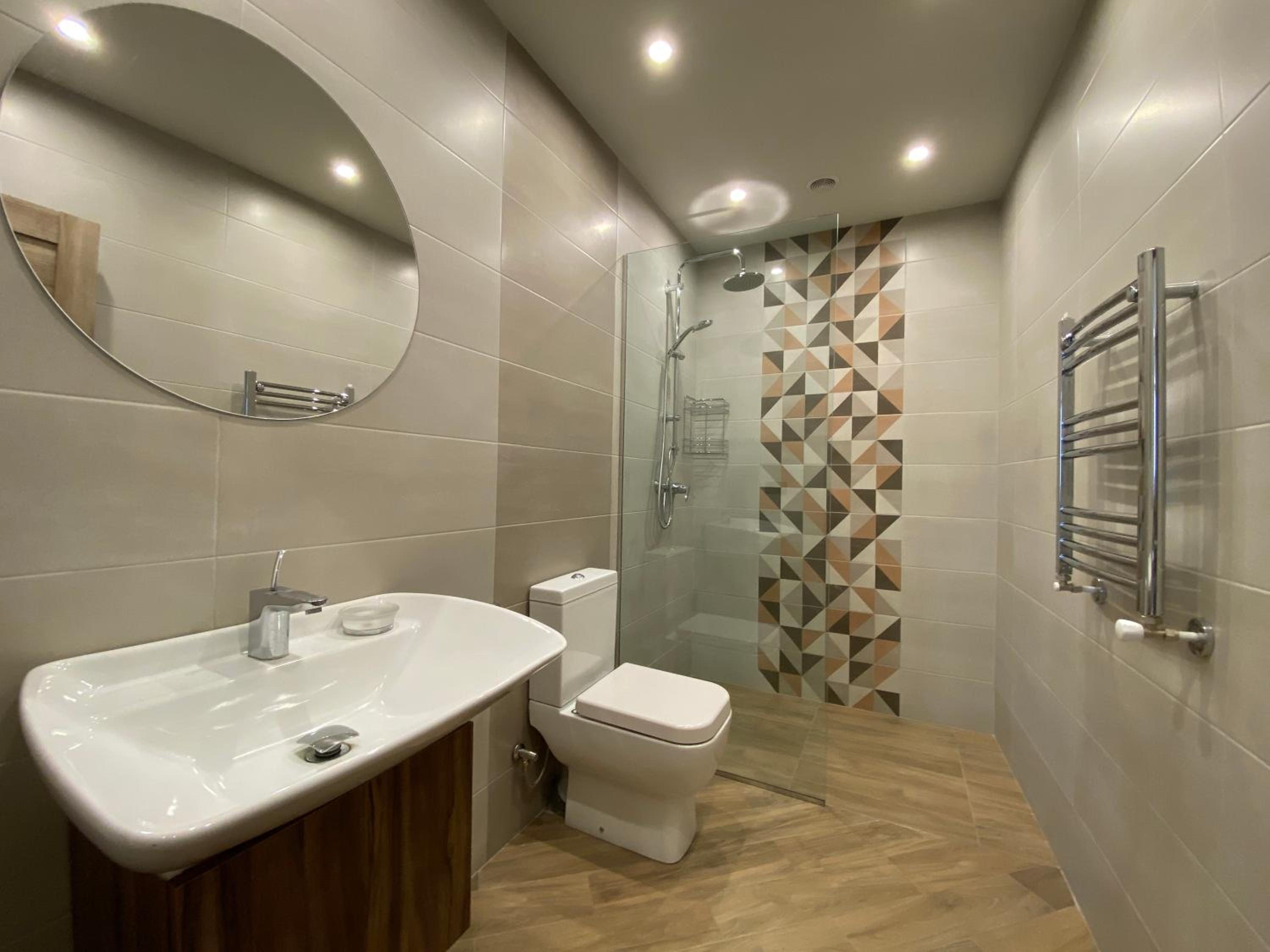 Derenik Demirtchyan , Modern, New Euro renovated apartment with balcony DE144