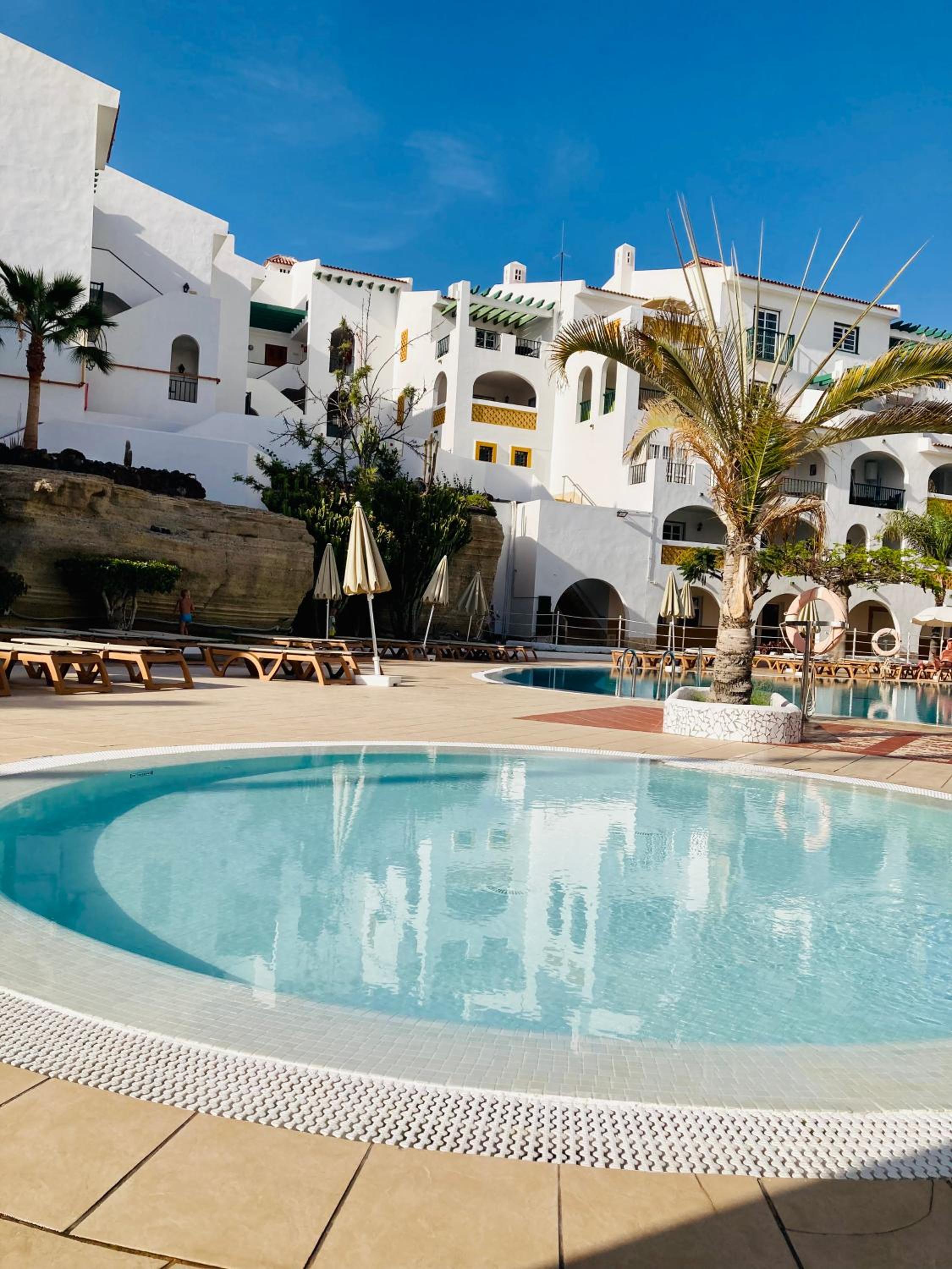 Beachfront Private Apartment in Pueblo Torviscas Sunset Harbour