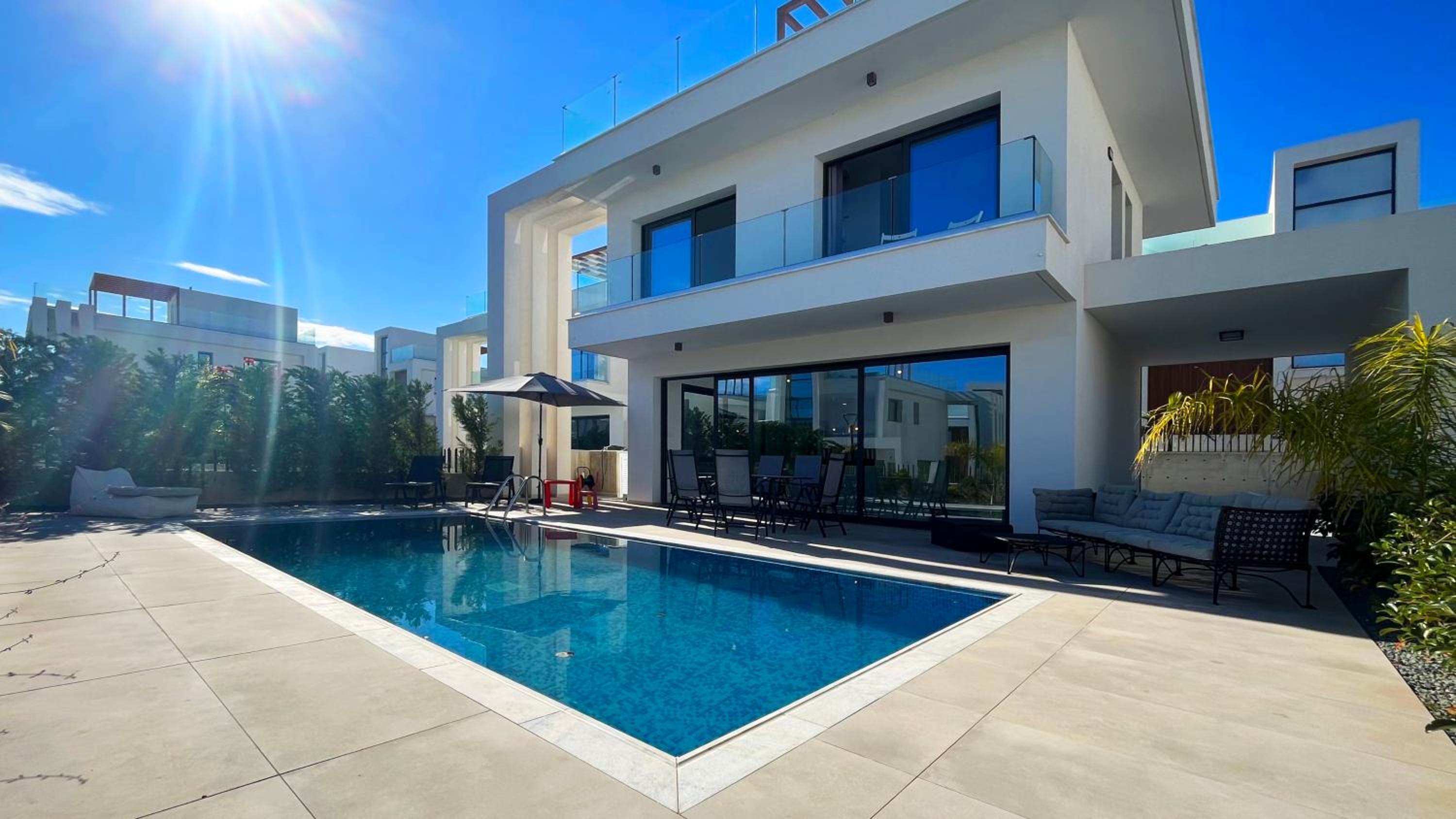By the Bay Villa,3 BR/pool