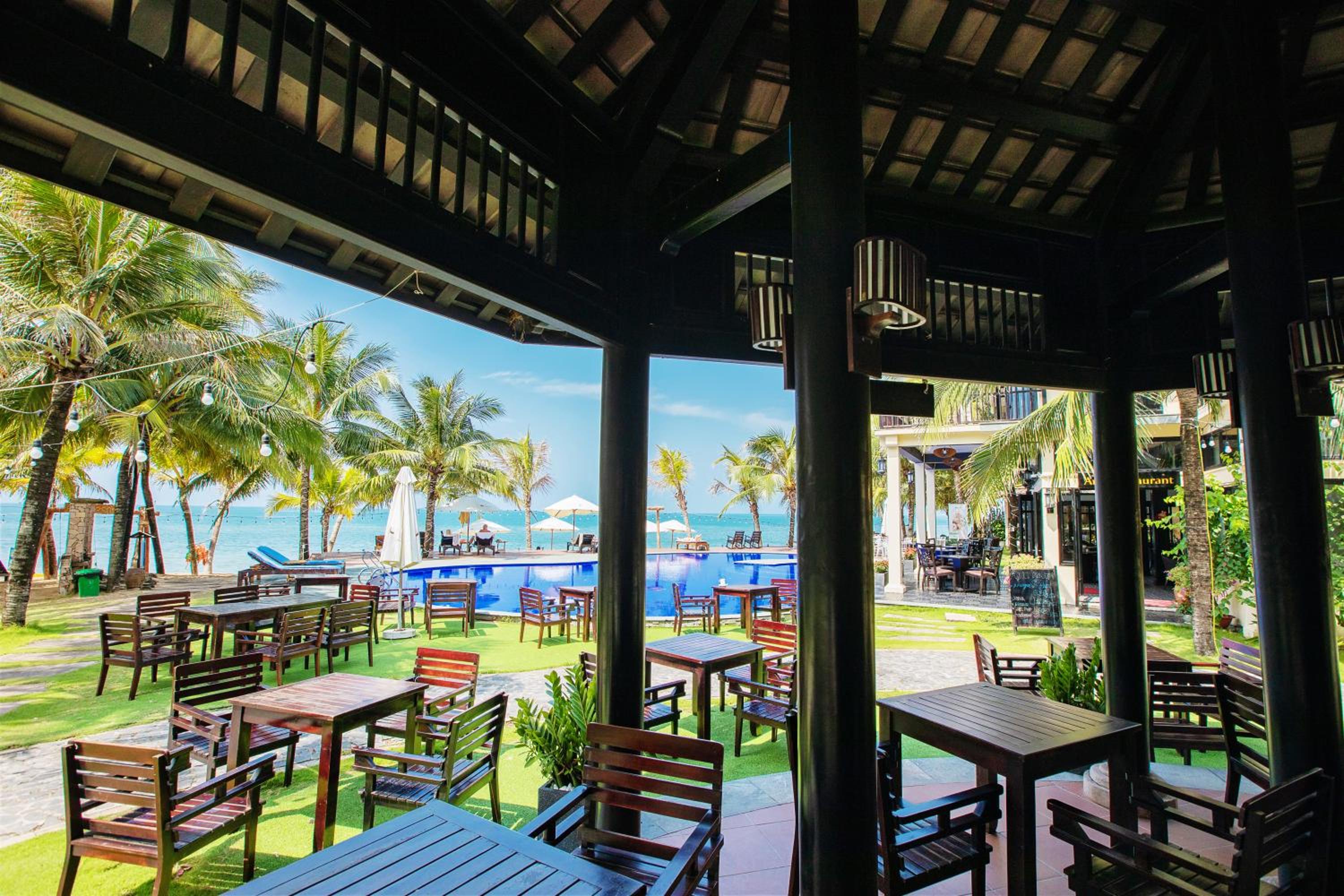 Anja Beach Resort & Spa