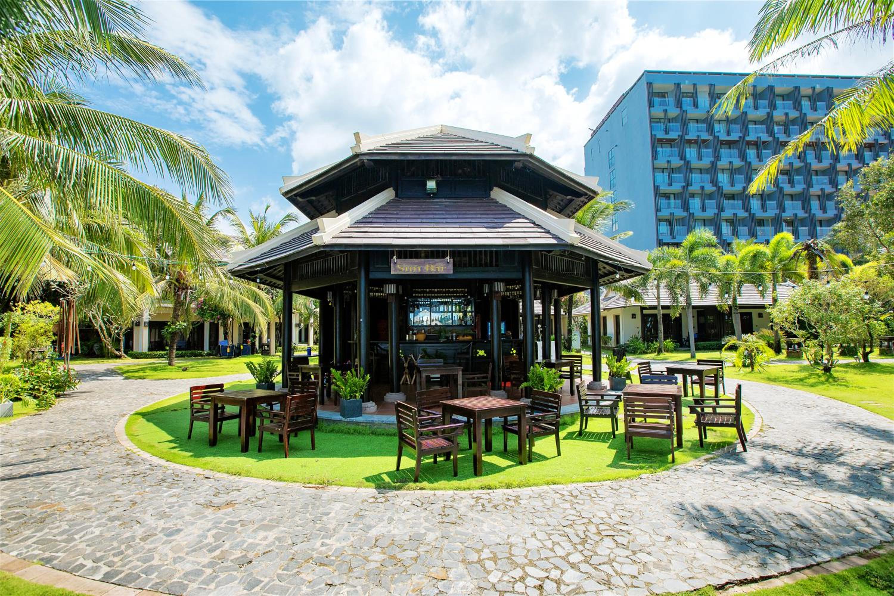 Anja Beach Resort & Spa