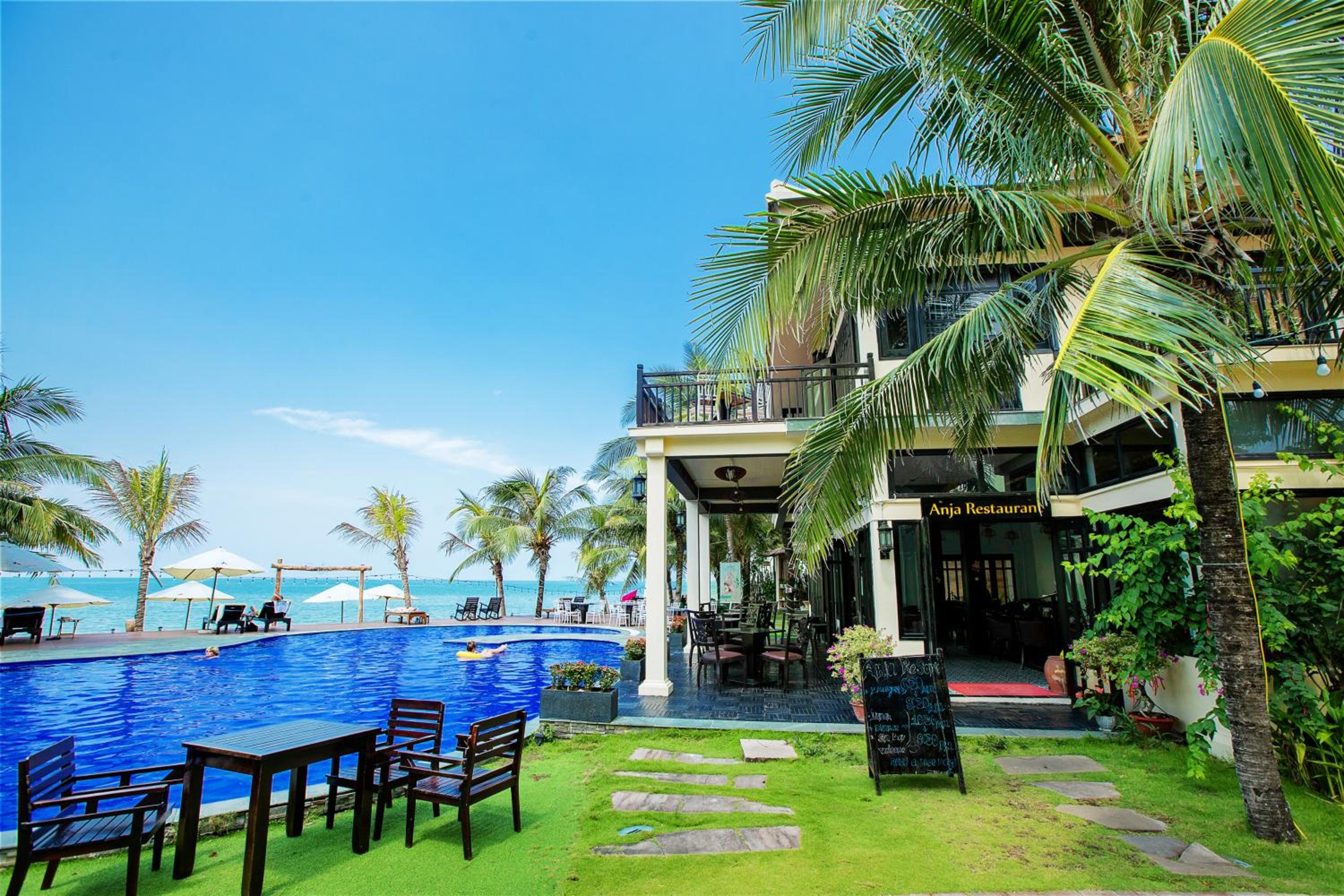 Anja Beach Resort & Spa